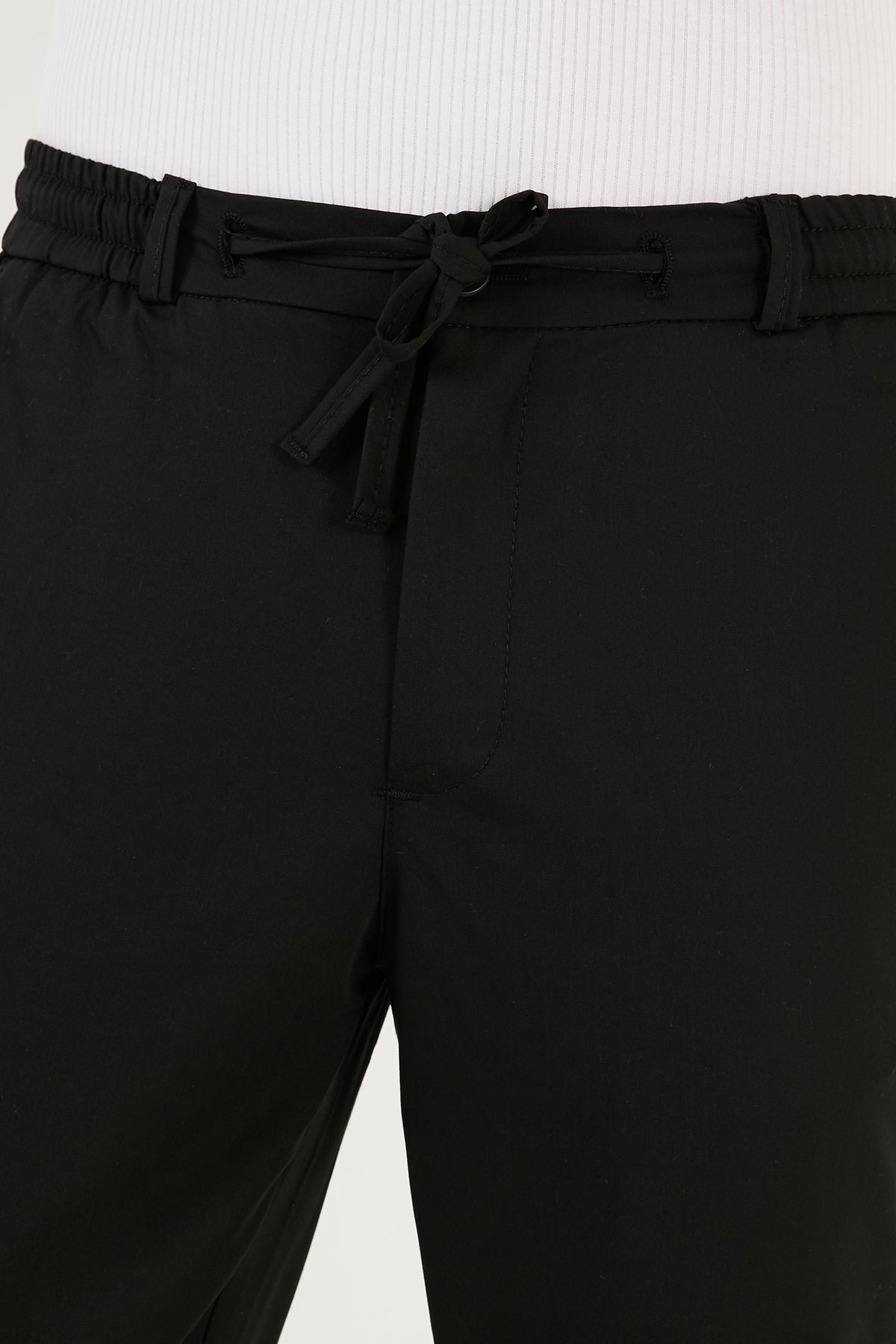 Buratti Belden Bağlamalı Cepli Normal Bel Düz Paça Slim Fit Erkek Pantolon 6135516 SİYAH