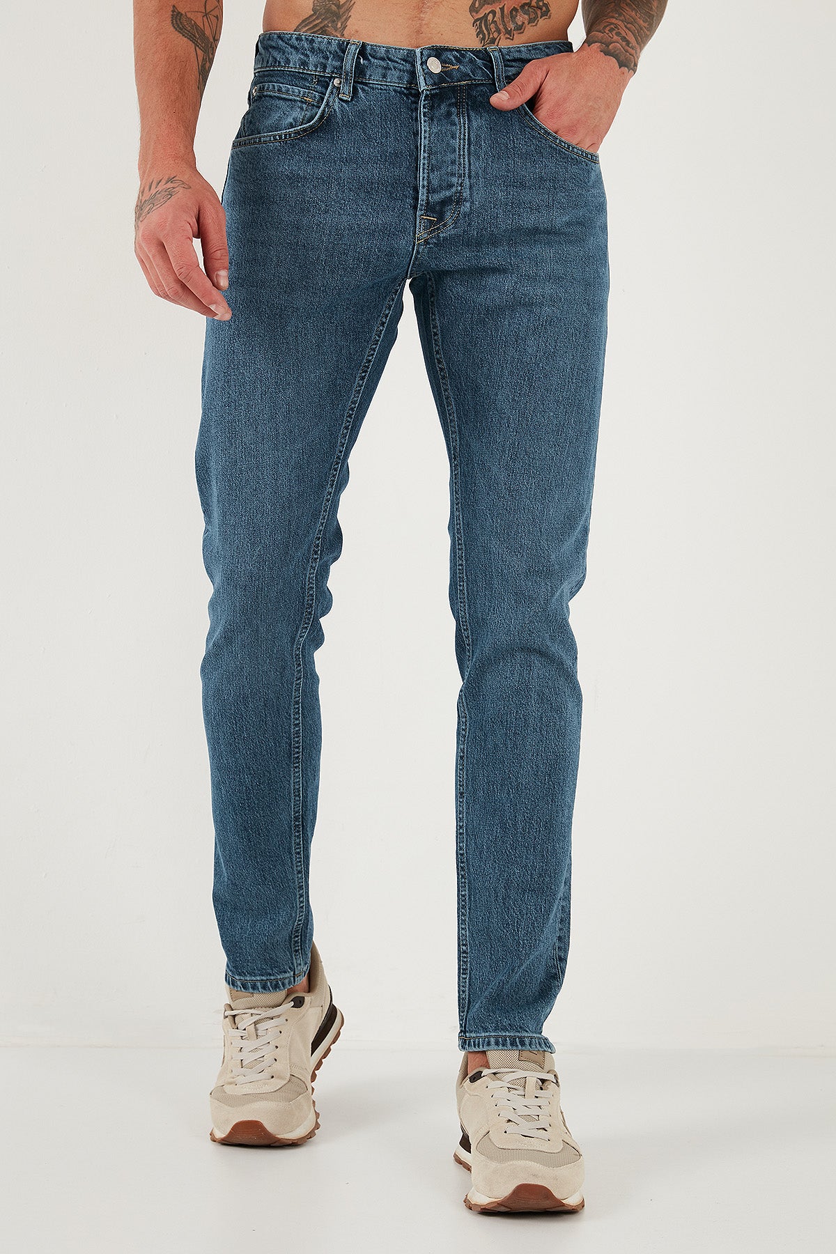 Buratti Pamuklu Slim Fit Normal Bel Dar Paça Jeans Erkek Kot Pantolon 1124C041NAPOLI MAVİ
