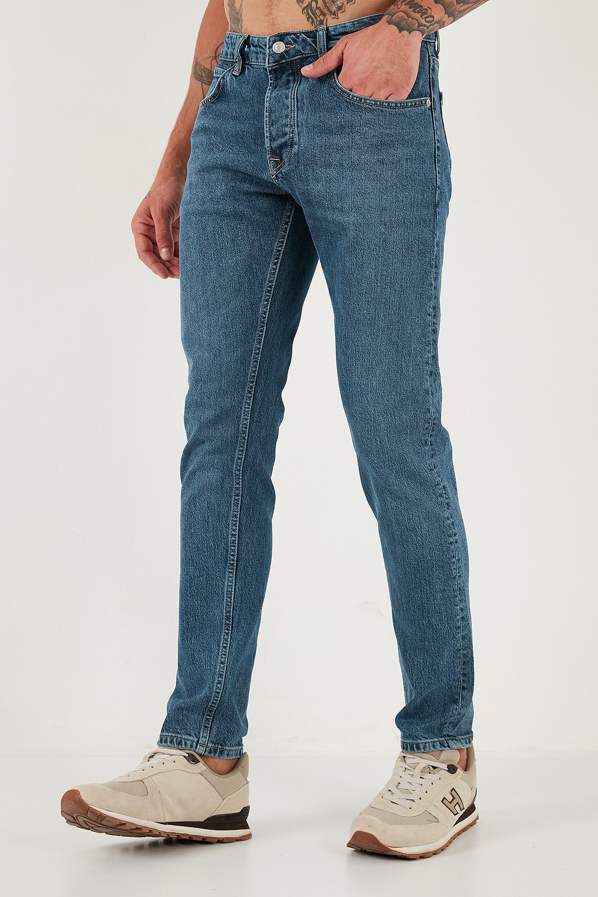 Buratti Pamuklu Slim Fit Normal Bel Dar Paça Jeans Erkek Kot Pantolon 1124C041NAPOLI MAVİ
