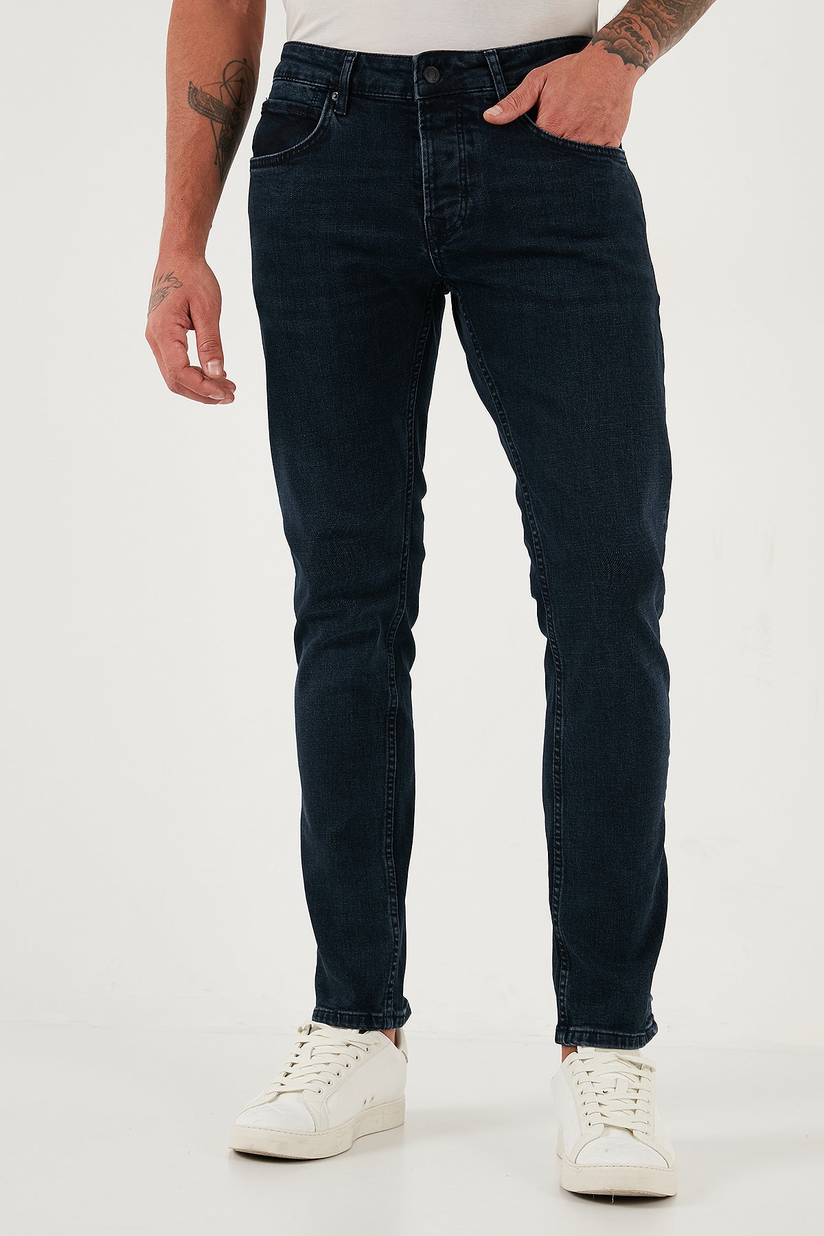 Buratti Streç Pamuklu Slim Fit Normal Bel Dar Paça Jeans Erkek Kot Pantolon 1124C47NAPOLI LACİVERT