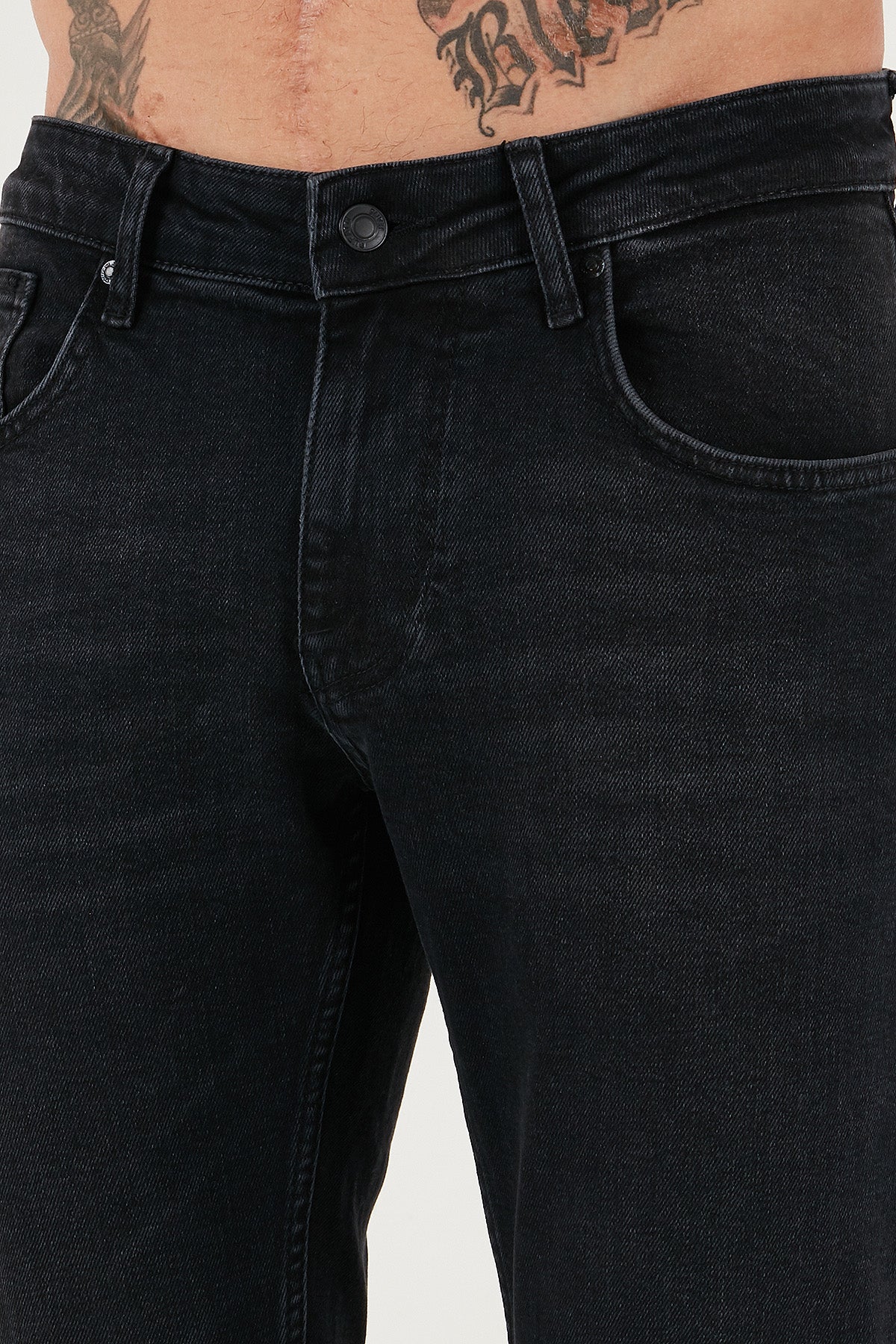 Buratti Pamuklu Regular Fit Normal Bel Boru Paça Jeans Erkek Kot Pantolon 2203C14PARMA SİYAH