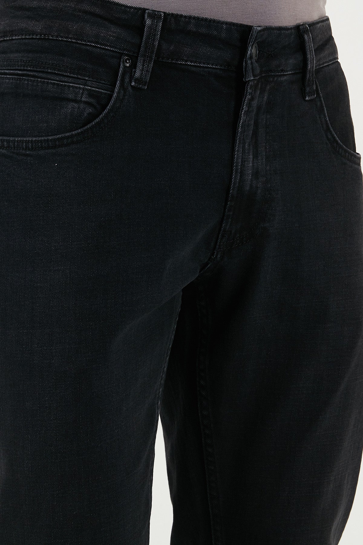 Buratti Pamuklu Regular Fit Normal Bel Boru Paça Jeans Erkek Kot Pantolon 2210S53PARMA SİYAH