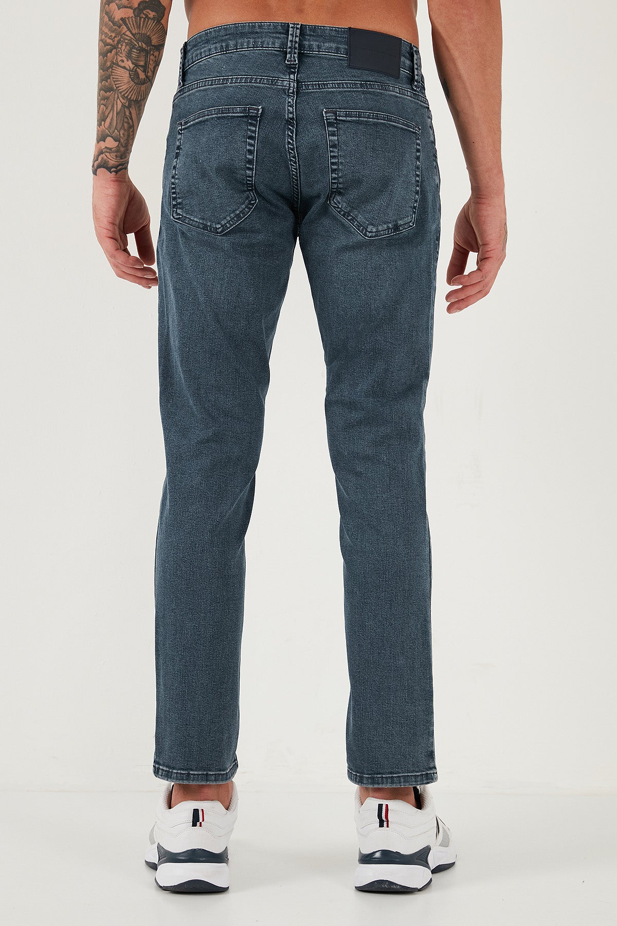 Buratti Pamuklu Regular Fit Normal Bel Boru Paça Jeans Erkek Kot Pantolon 2211C02PARMA MAVİ