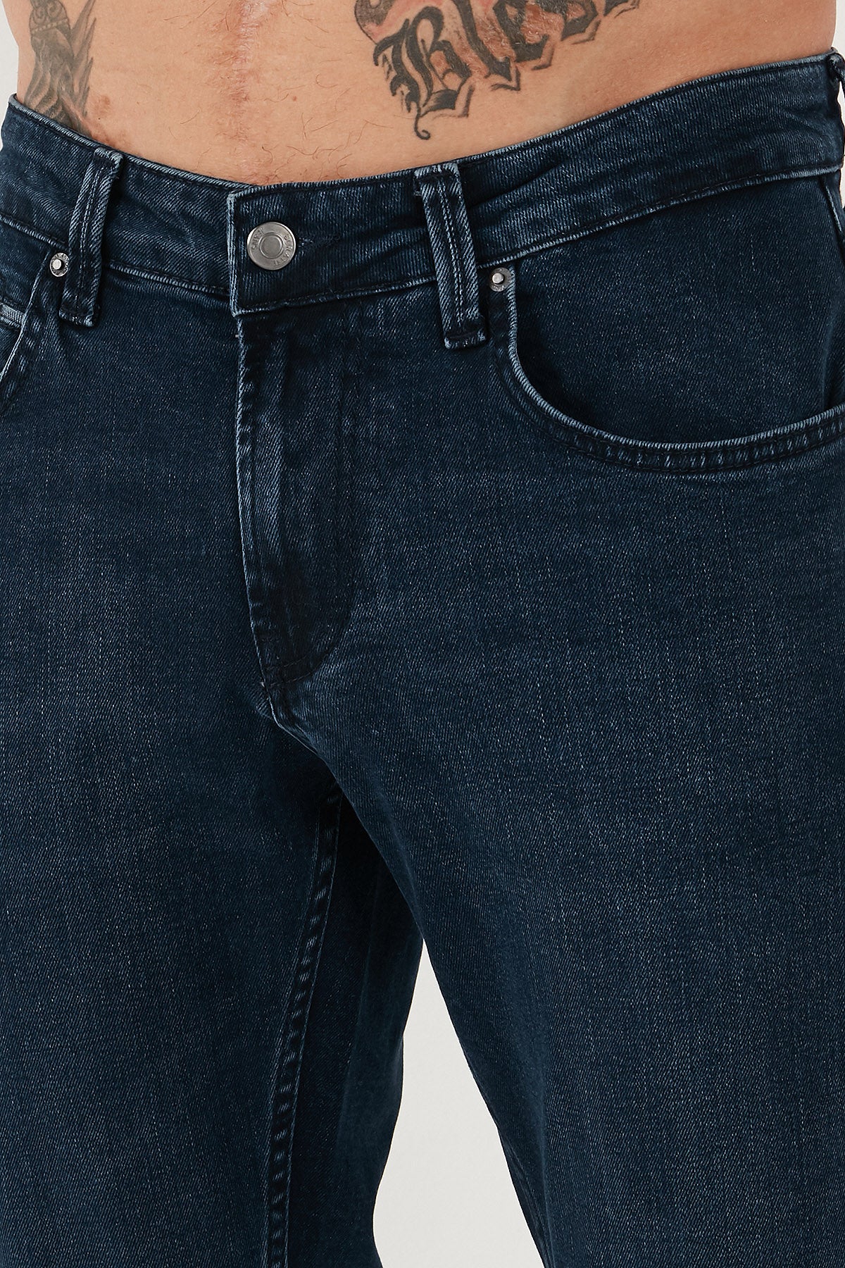 Buratti Pamuklu Regular Fit Normal Bel Boru Paça Jeans Erkek Kot Pantolon 2211C16PARMA LACİVERT