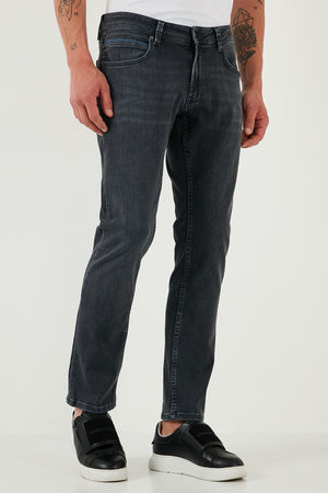 Buratti Pamuklu Regular Fit Normal Bel Boru Paça Jeans Erkek Kot Pantolon 2211S78PARMA SİYAH-SAKS