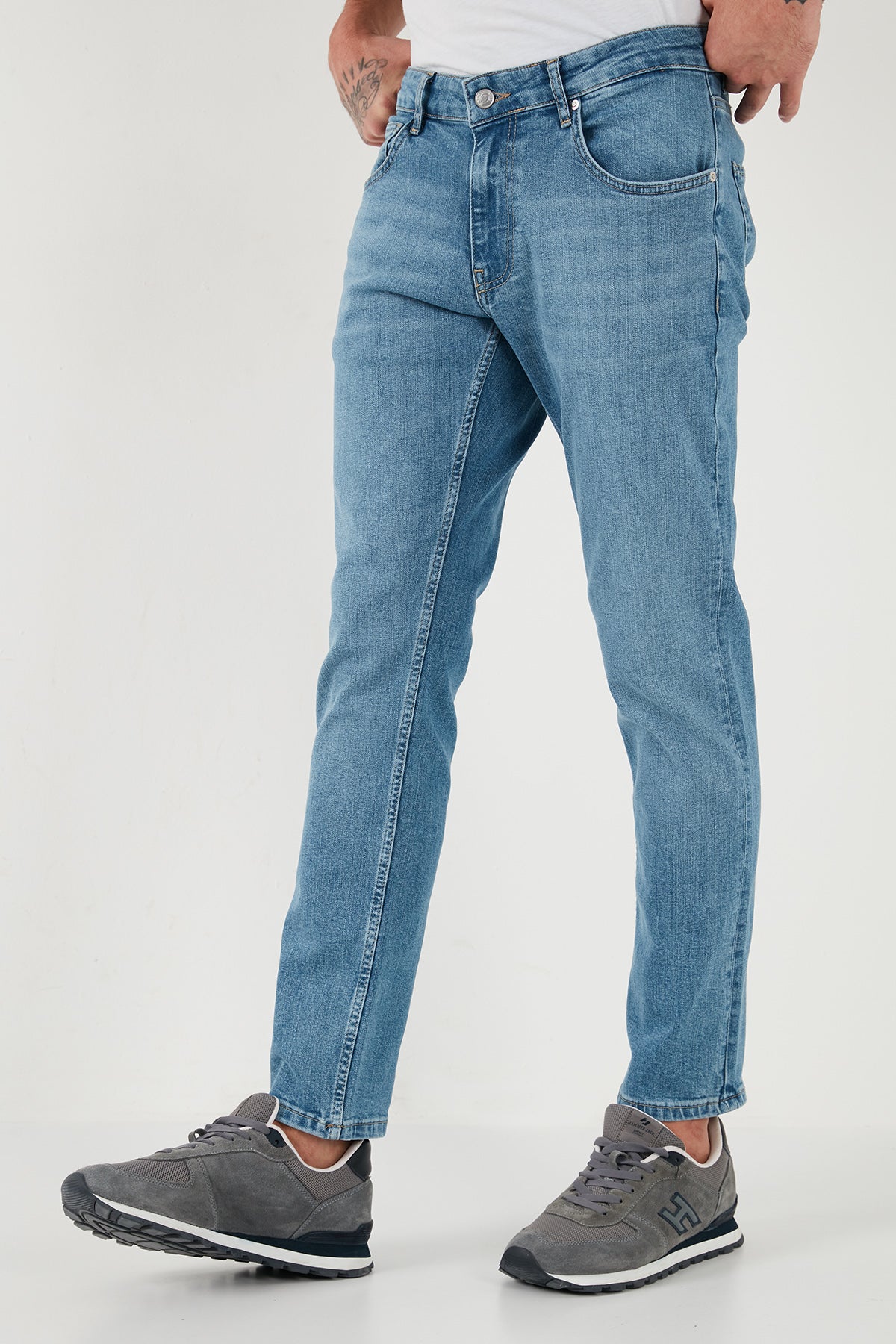 Buratti Pamuklu Regular Fit Normal Bel Boru Paça Jeans Erkek Kot Pantolon 2212S181PARMA MAVİ