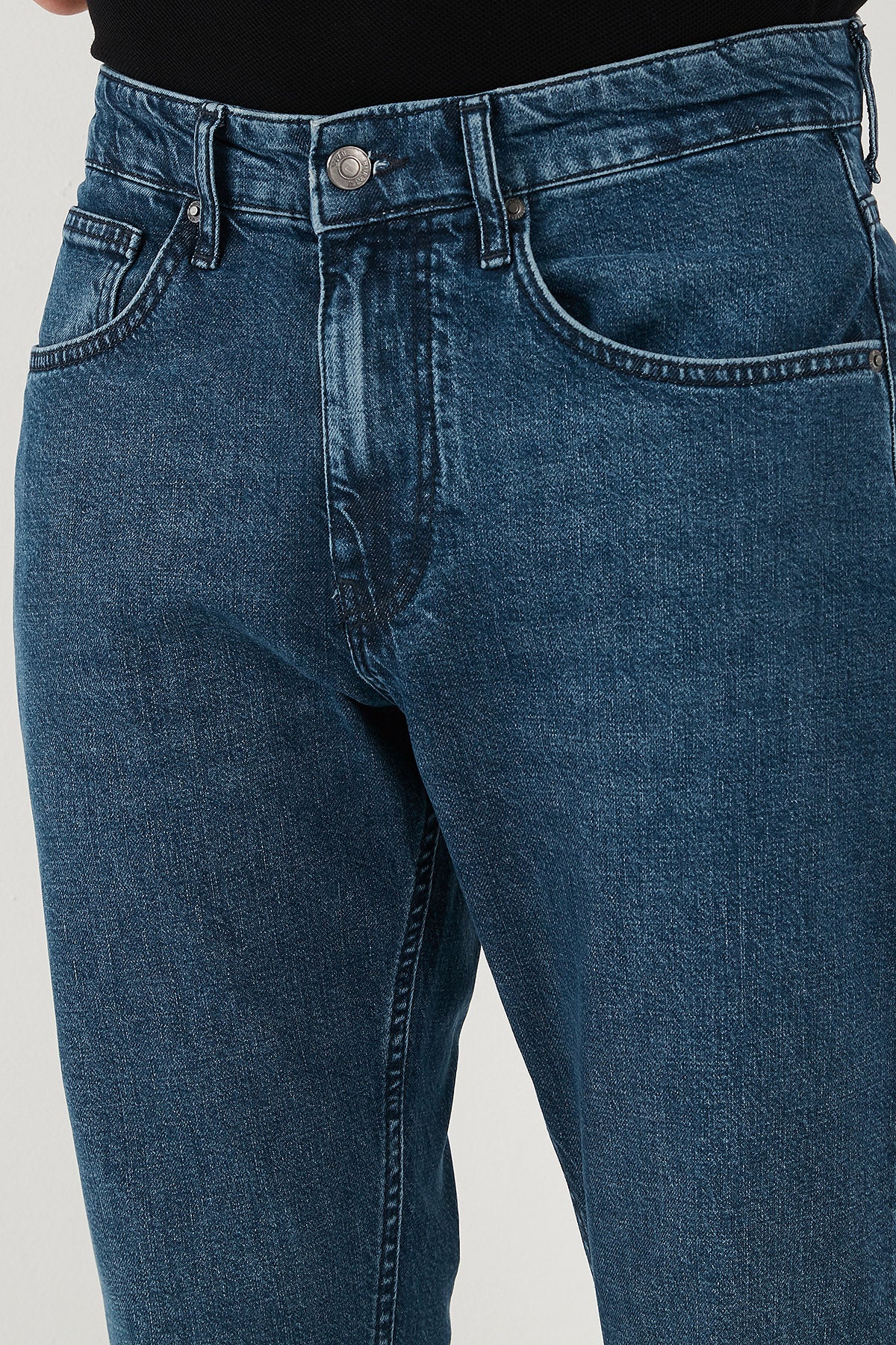 Buratti Pamuklu Comfort Fit Normal Bel Boru Paça Jeans Erkek Kot Pantolon 4400C17TEXAS MAVİ