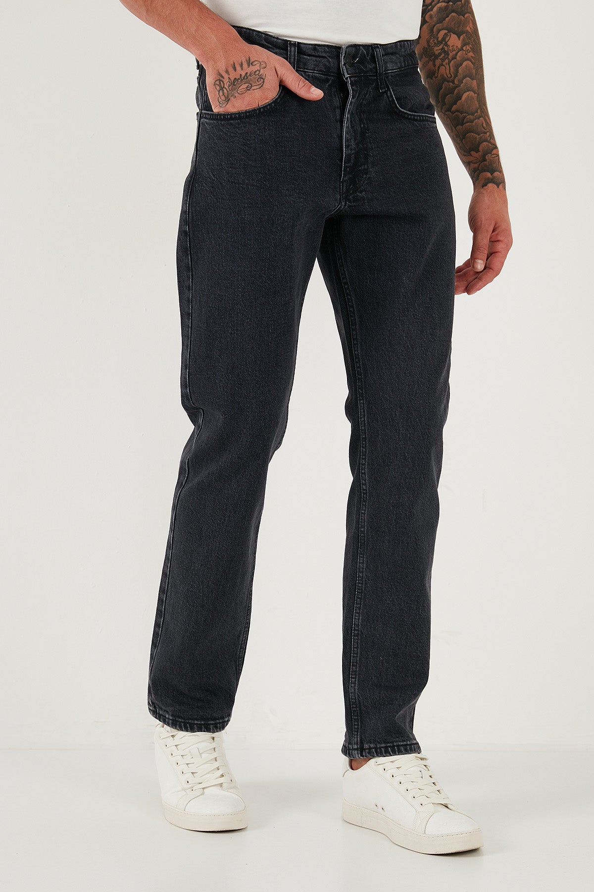 Buratti Pamuklu Comfort Fit Normal Bel Boru Paça Jeans Erkek Kot Pantolon 4400C21TEXAS SİYAH