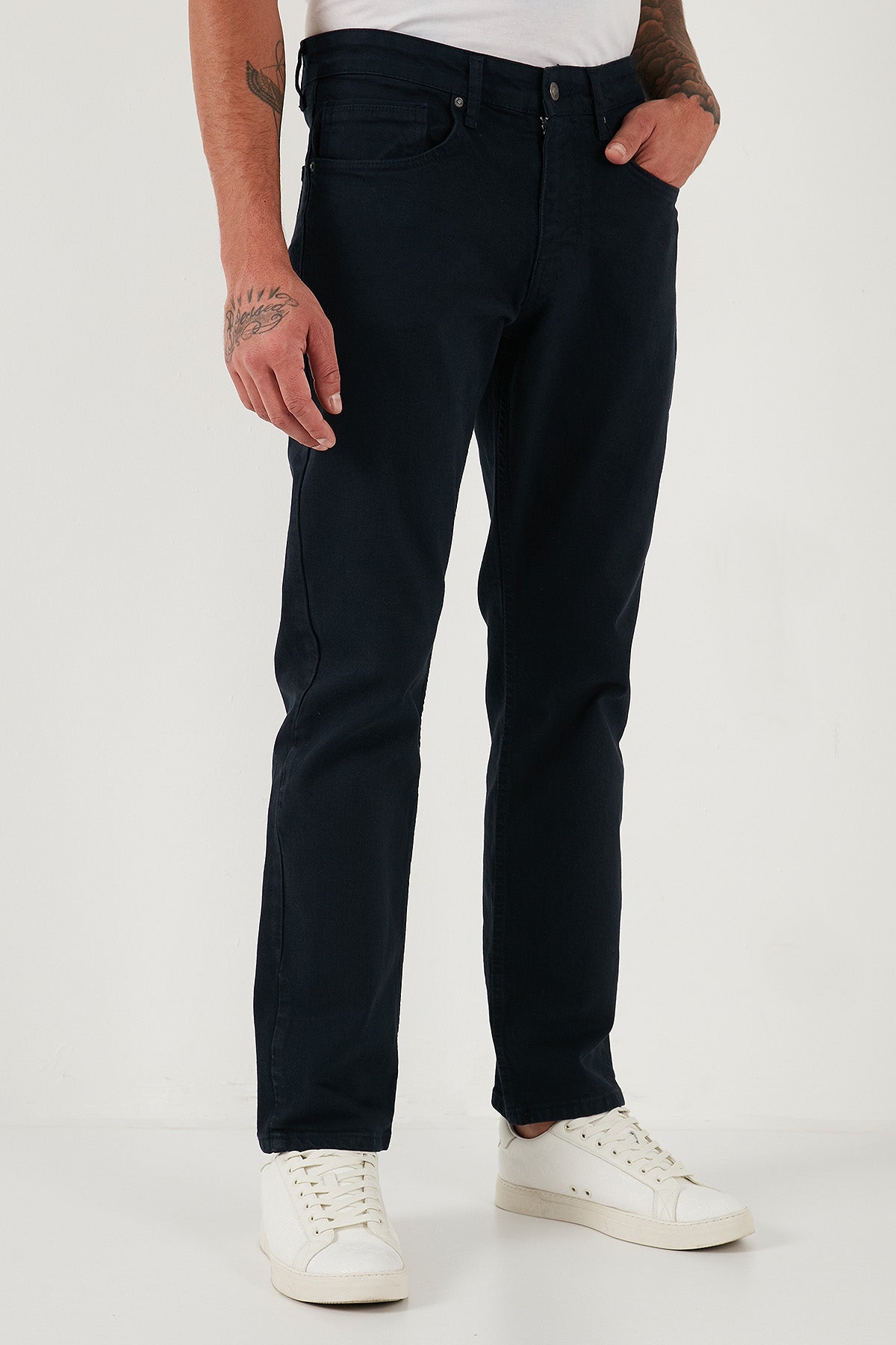 Buratti Pamuklu Comfort Fit Normal Bel Boru Paça Jeans Erkek Kot Pantolon 4412C19TEXAS LACİVERT