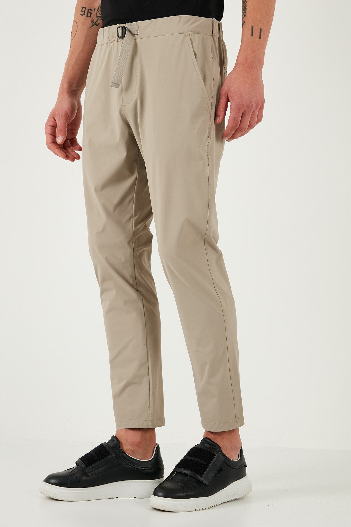 Buratti Slim Fit Lastikli Bel Boru Paça Kemer Detaylı Erkek Pantolon 5543S86JMILANO BEJ
