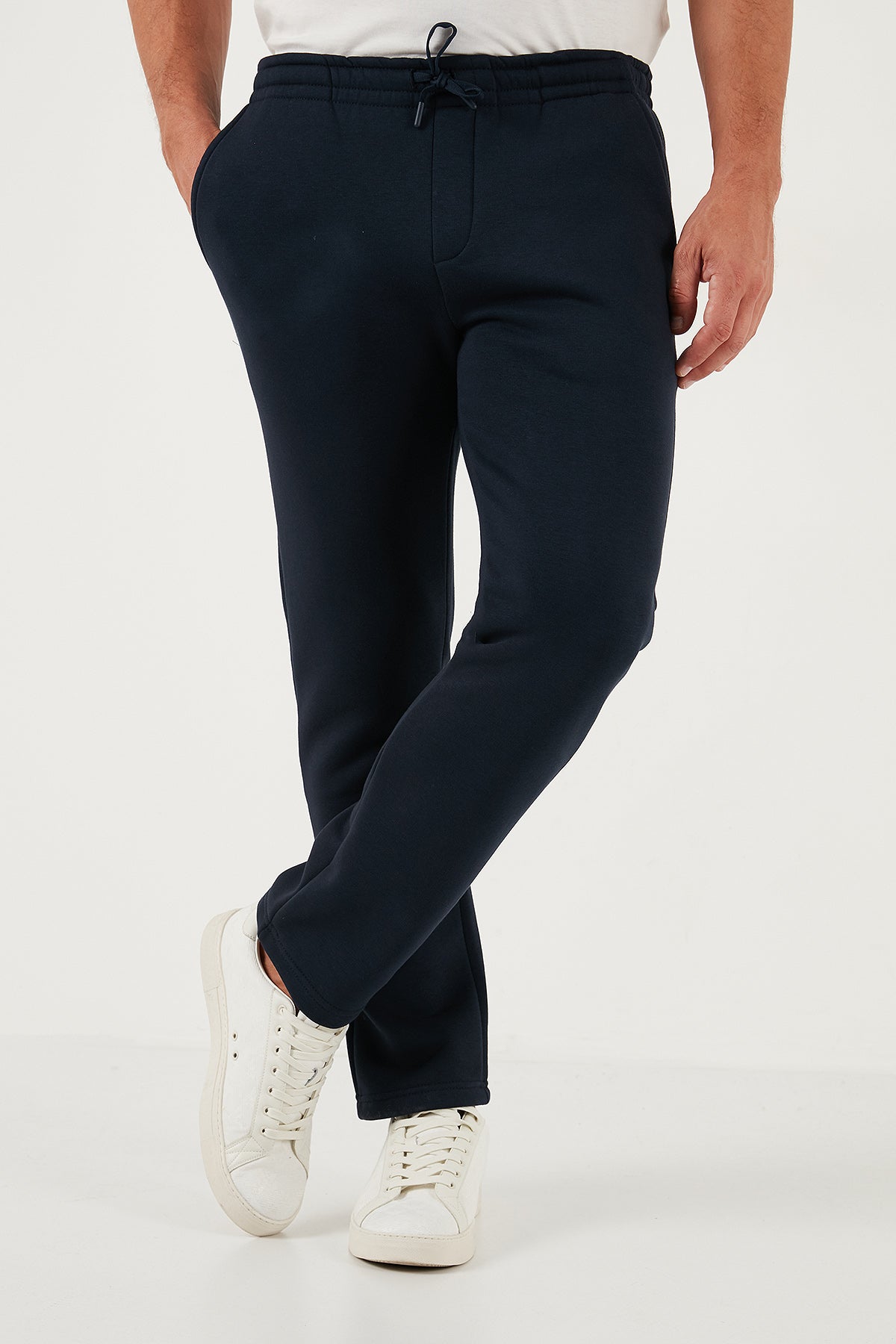 Buratti Pamuklu Regular Fit Normal Bel Şardonlu Erkek Eşofman Altı 5908040 KOYU LACİVERT