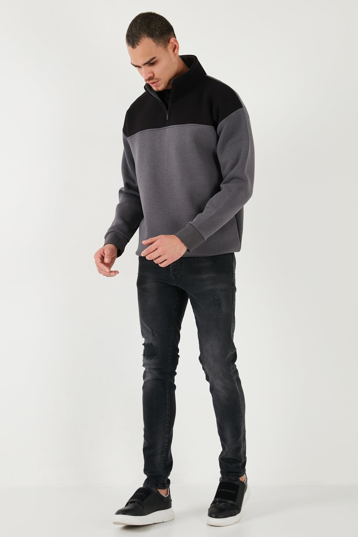 Buratti Regular Fit Fermuarlı Dik Yaka İçi Tüylü Yumuşak Şardonlu Kışlık Erkek Sweat 5905343 SİYAH