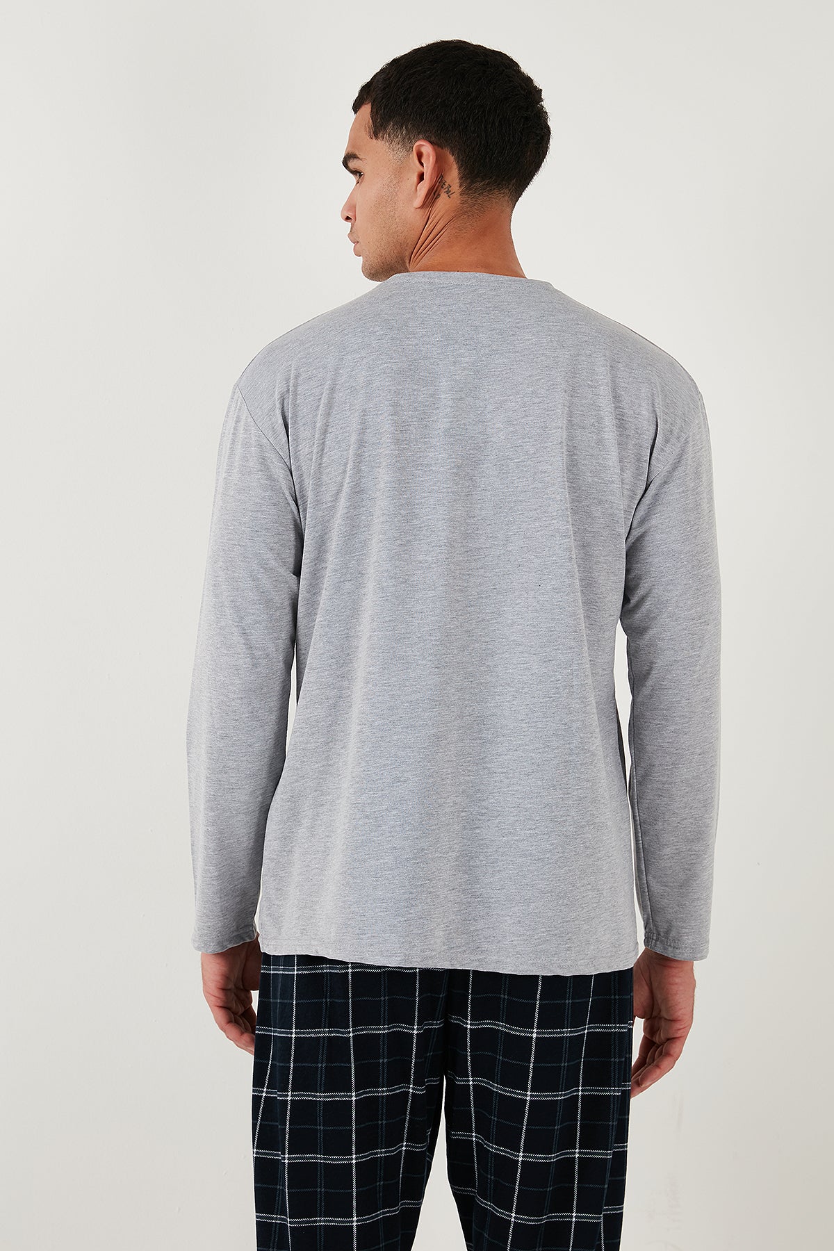 Buratti Ekoseli Pamuklu Regular Fit Yüksek Bel Bisiklet Yaka Erkek Pijama Takımı 6574000 GRİ
