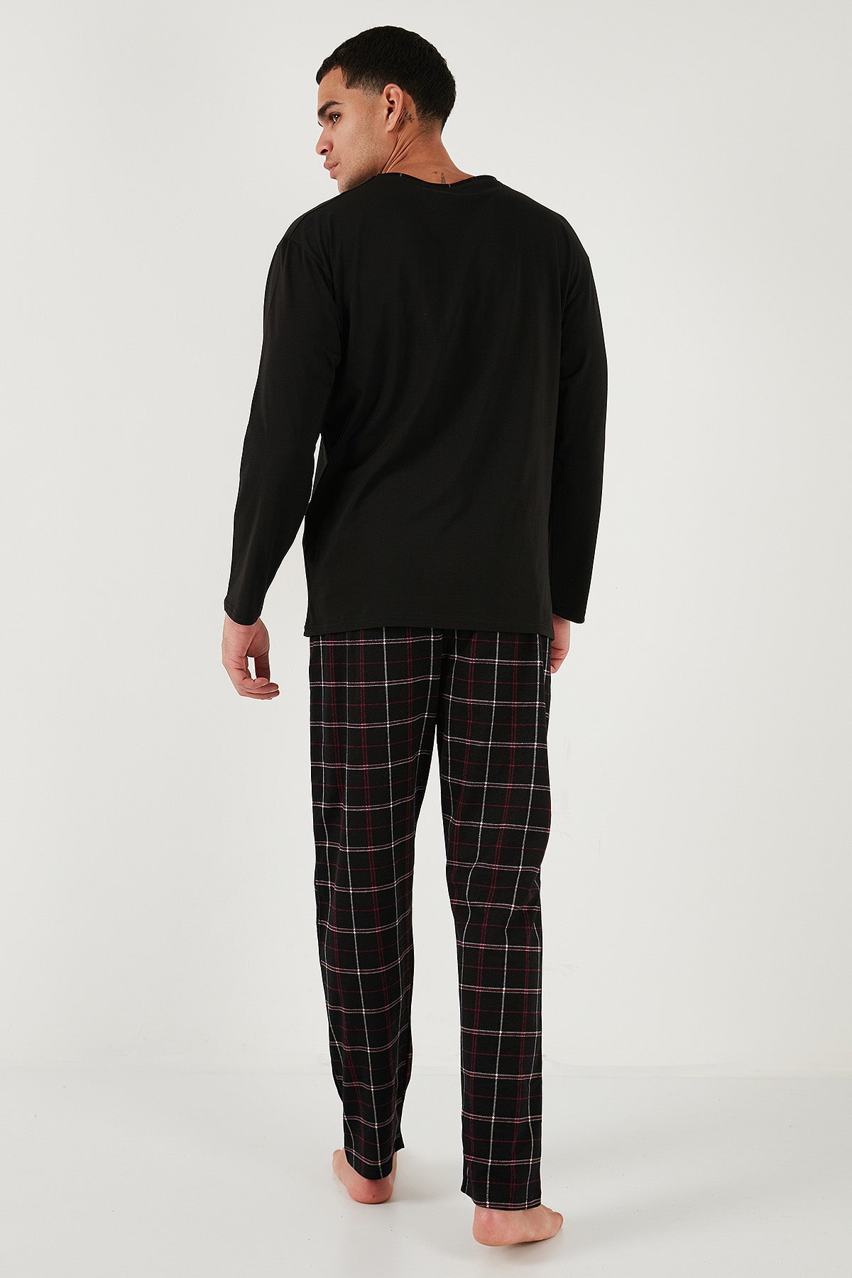 Buratti Pamuklu Regular Fit Bisiklet Yaka Ekoseli Erkek Pijama Takımı 6574001 SİYAH