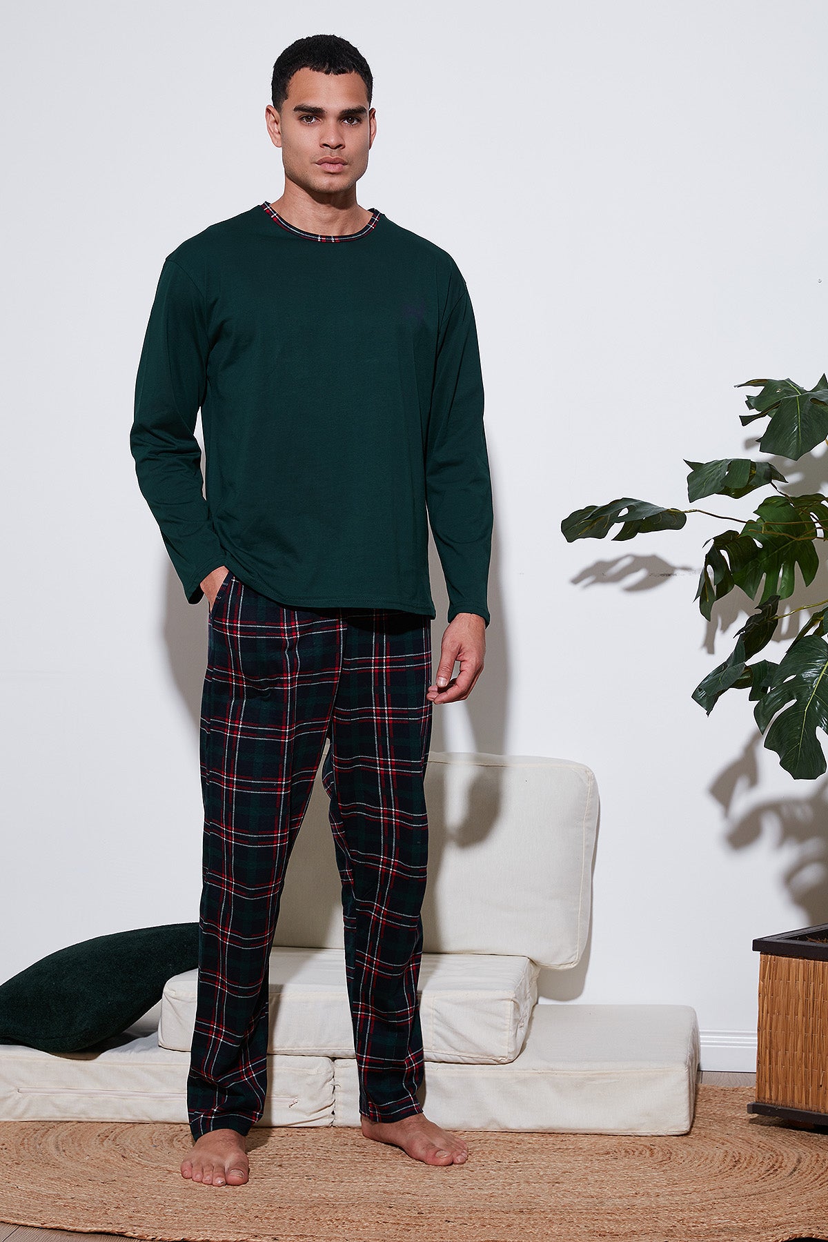 Buratti Pamuklu Regular Fit Bisiklet Yaka Ekoseli Erkek Pijama Takımı 6574001 YEŞİL