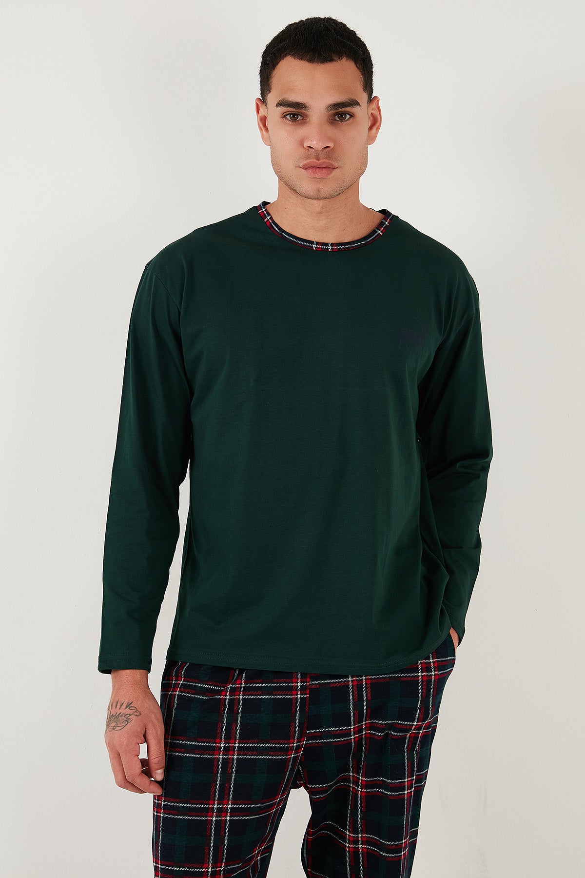 Buratti Pamuklu Regular Fit Bisiklet Yaka Ekoseli Erkek Pijama Takımı 6574001 YEŞİL