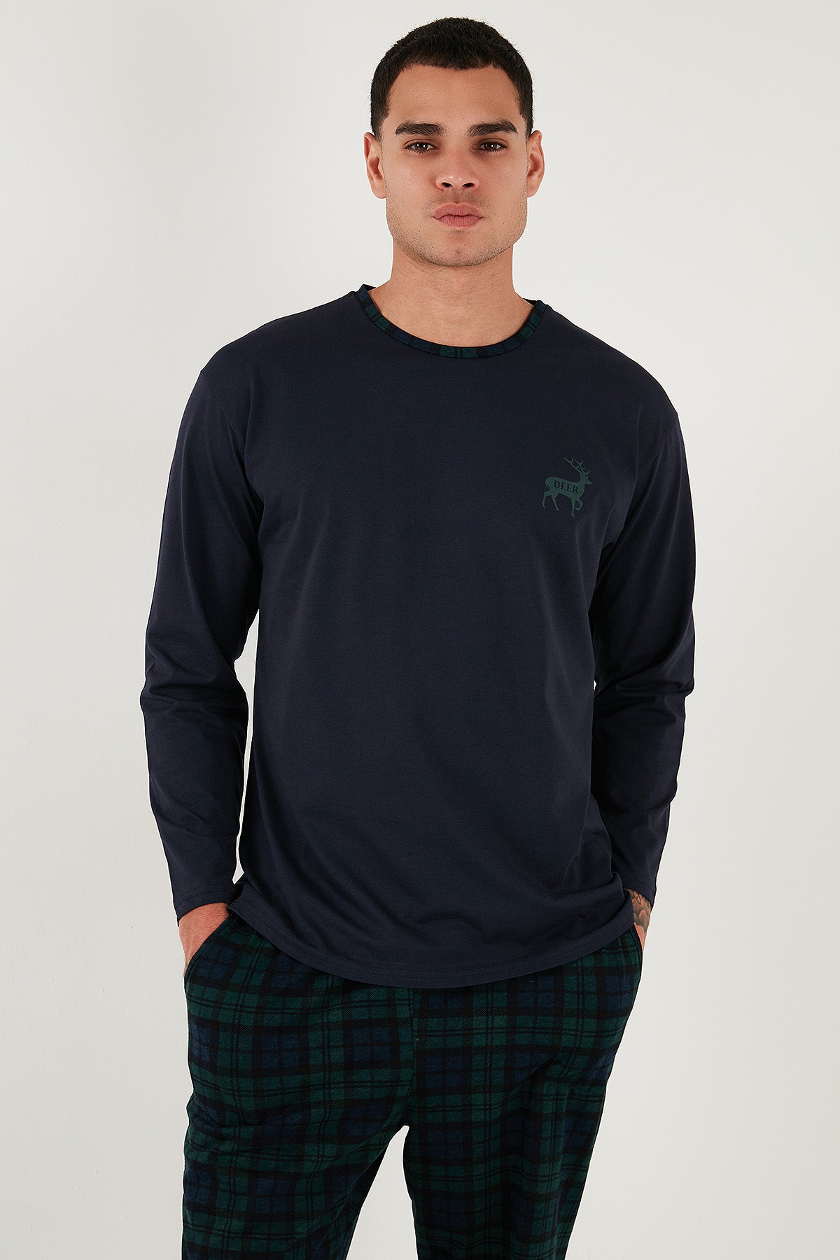 Buratti Pamuklu Regular Fit Bisiklet Yaka Ekoseli Erkek Pijama Takımı 6574001 LACİVERT