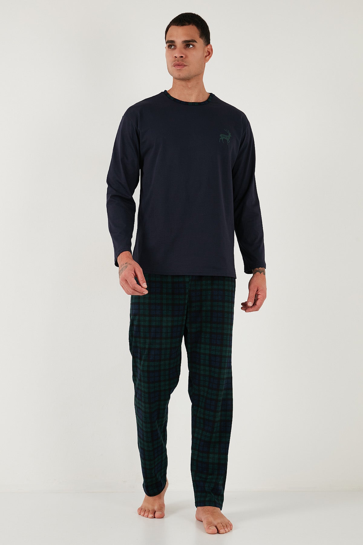 Buratti Pamuklu Regular Fit Bisiklet Yaka Ekoseli Erkek Pijama Takımı 6574001 LACİVERT