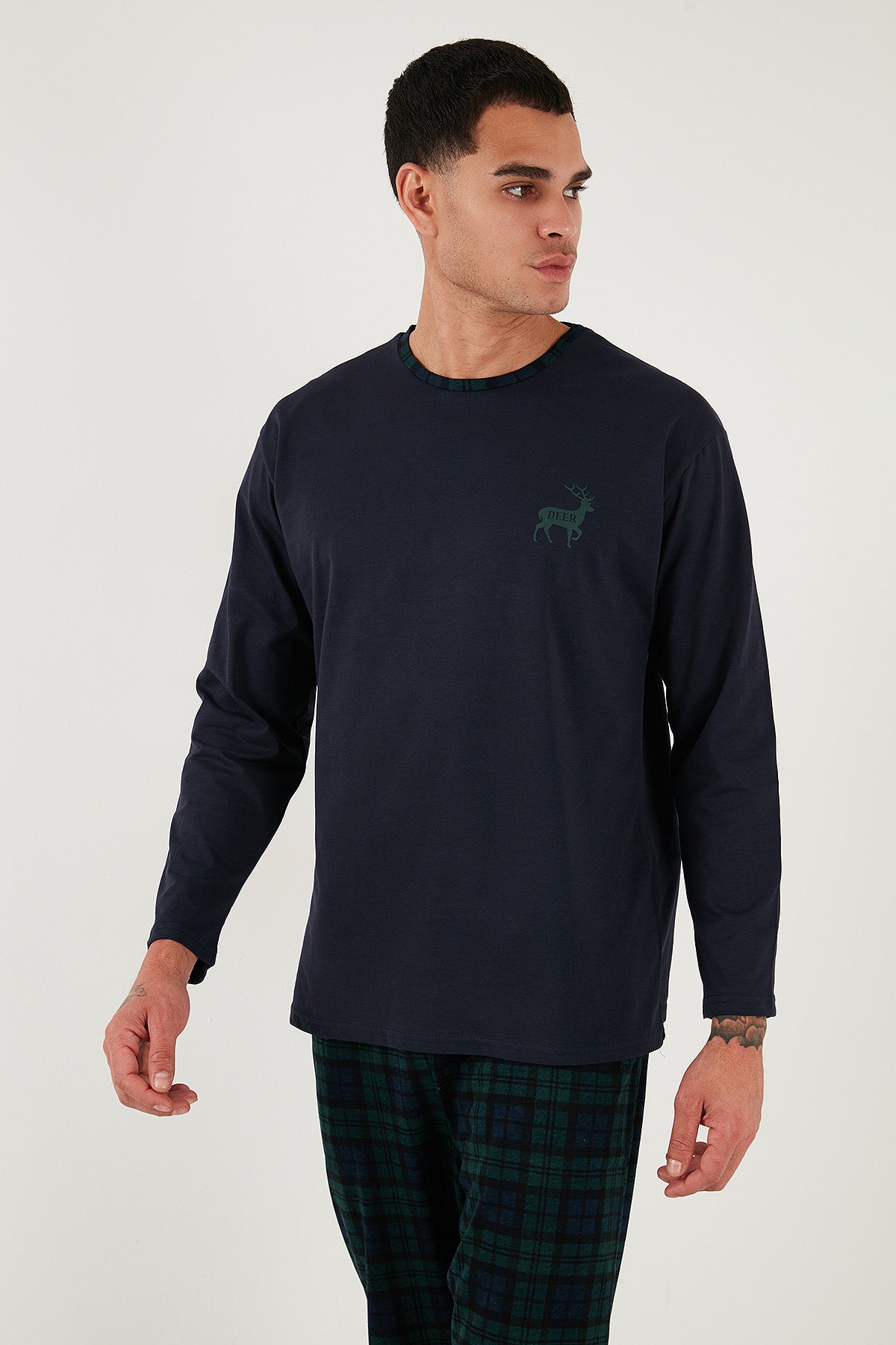 Buratti Pamuklu Regular Fit Bisiklet Yaka Ekoseli Erkek Pijama Takımı 6574001 LACİVERT