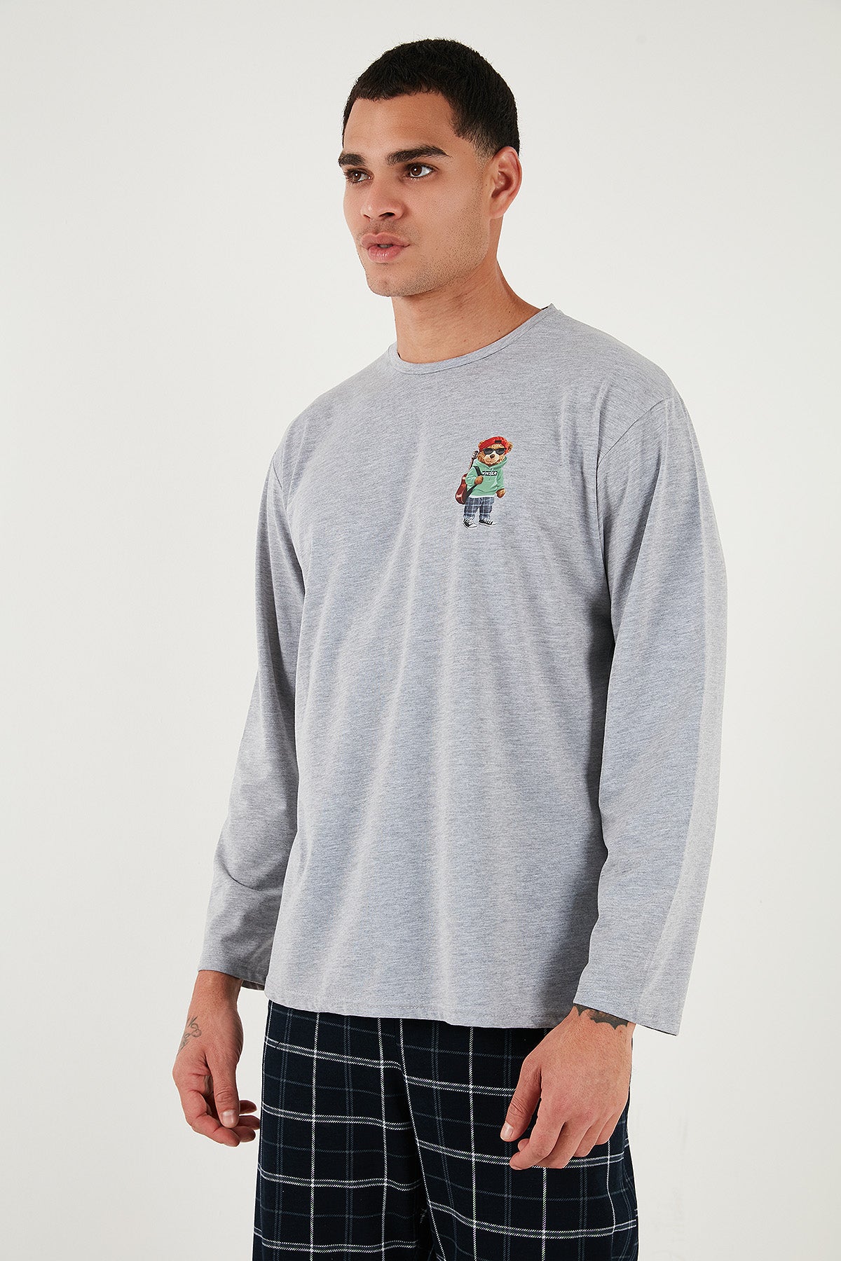 Buratti Ekoseli Regular Fit Yüksek Bel Cepli Bisiklet Yaka Erkek Pijama Takımı 6574002 GRİ