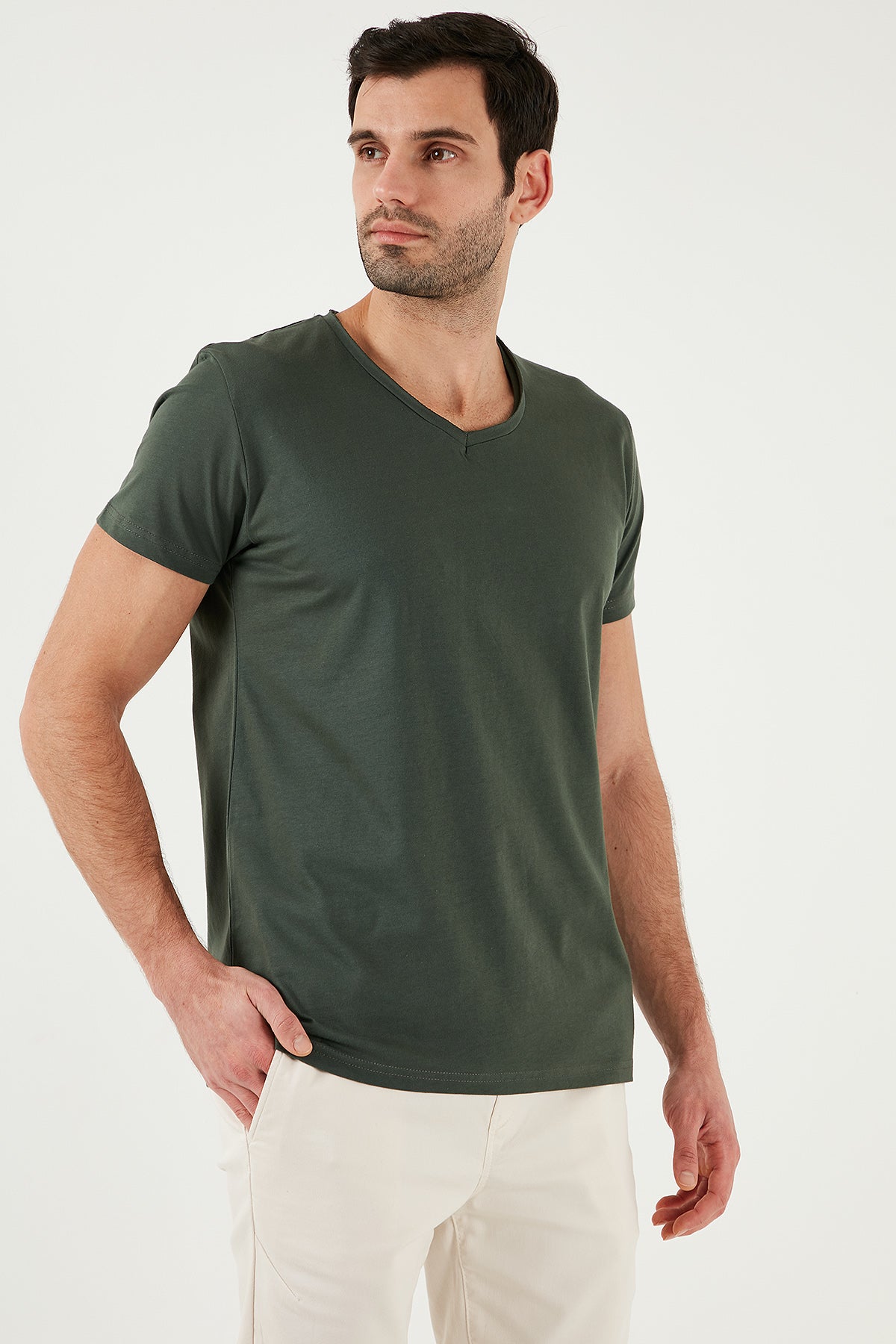 Buratti Pamuklu Slim Fit V Yaka Basic Erkek T Shirt 5412001 HAKİ