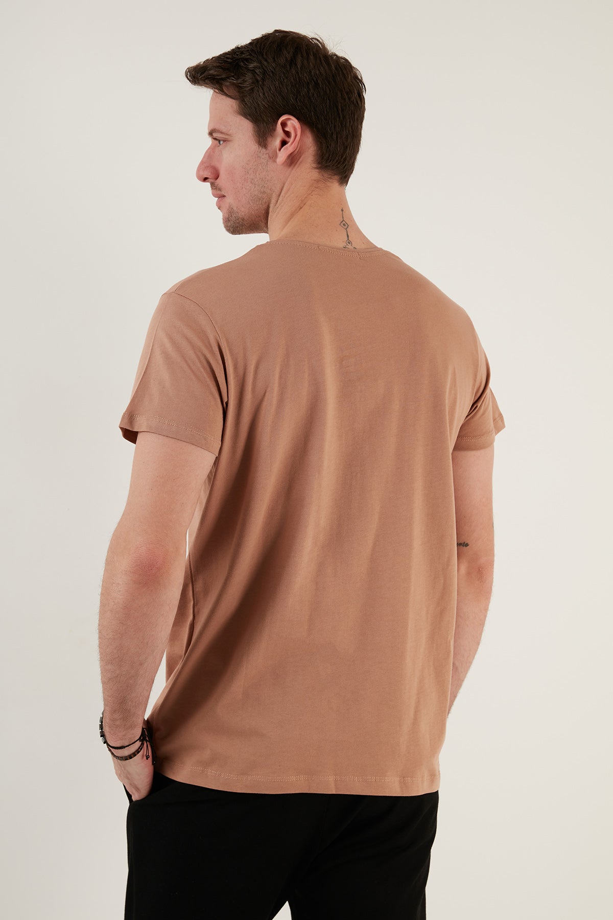 Buratti % 100 Pamuk Baskılı Slim Fit Bisiklet Yaka Erkek T Shirt 541BLACKCOLOUR BİSKÜVİ