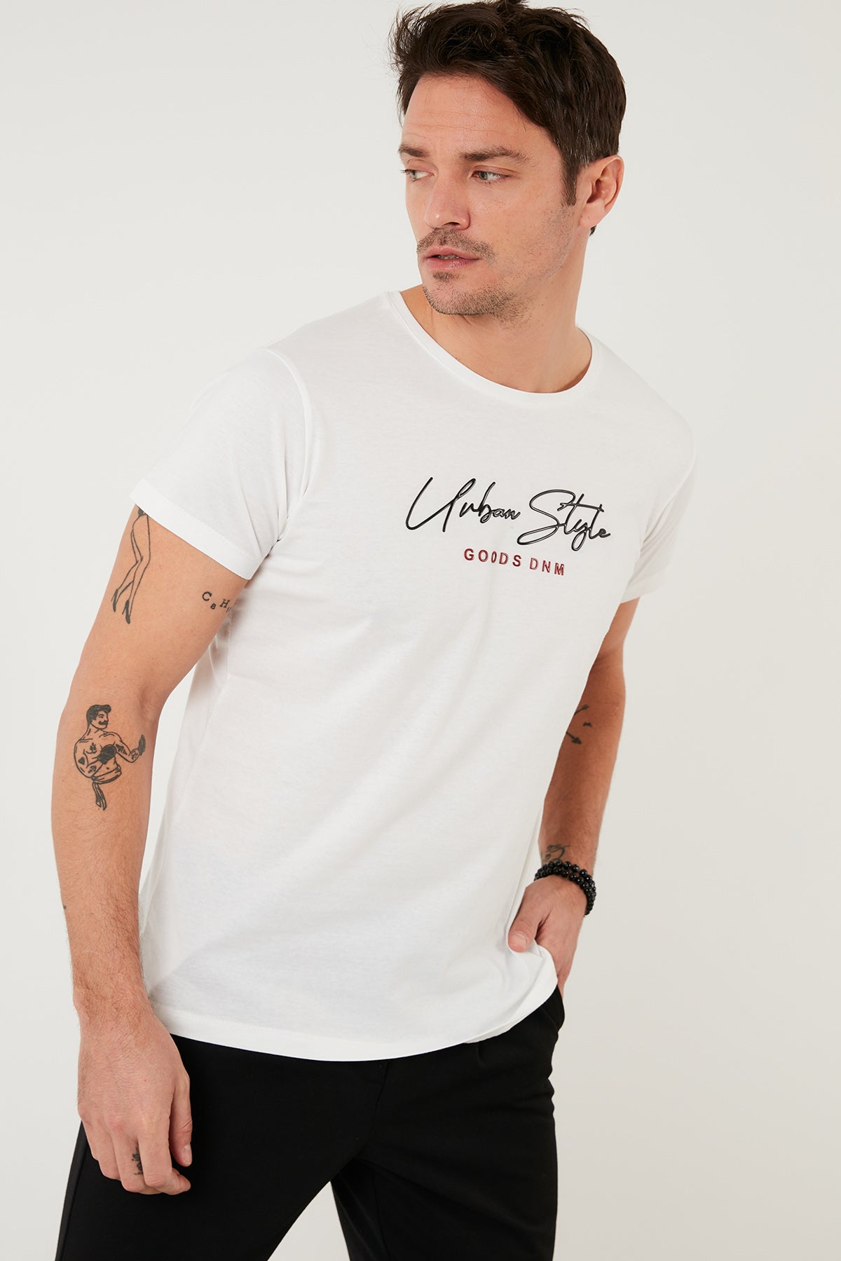 Buratti Baskılı % 100 Pamuk Bisiklet Yaka Slim Fit Erkek T Shirt 541URBANSTYLE EKRU