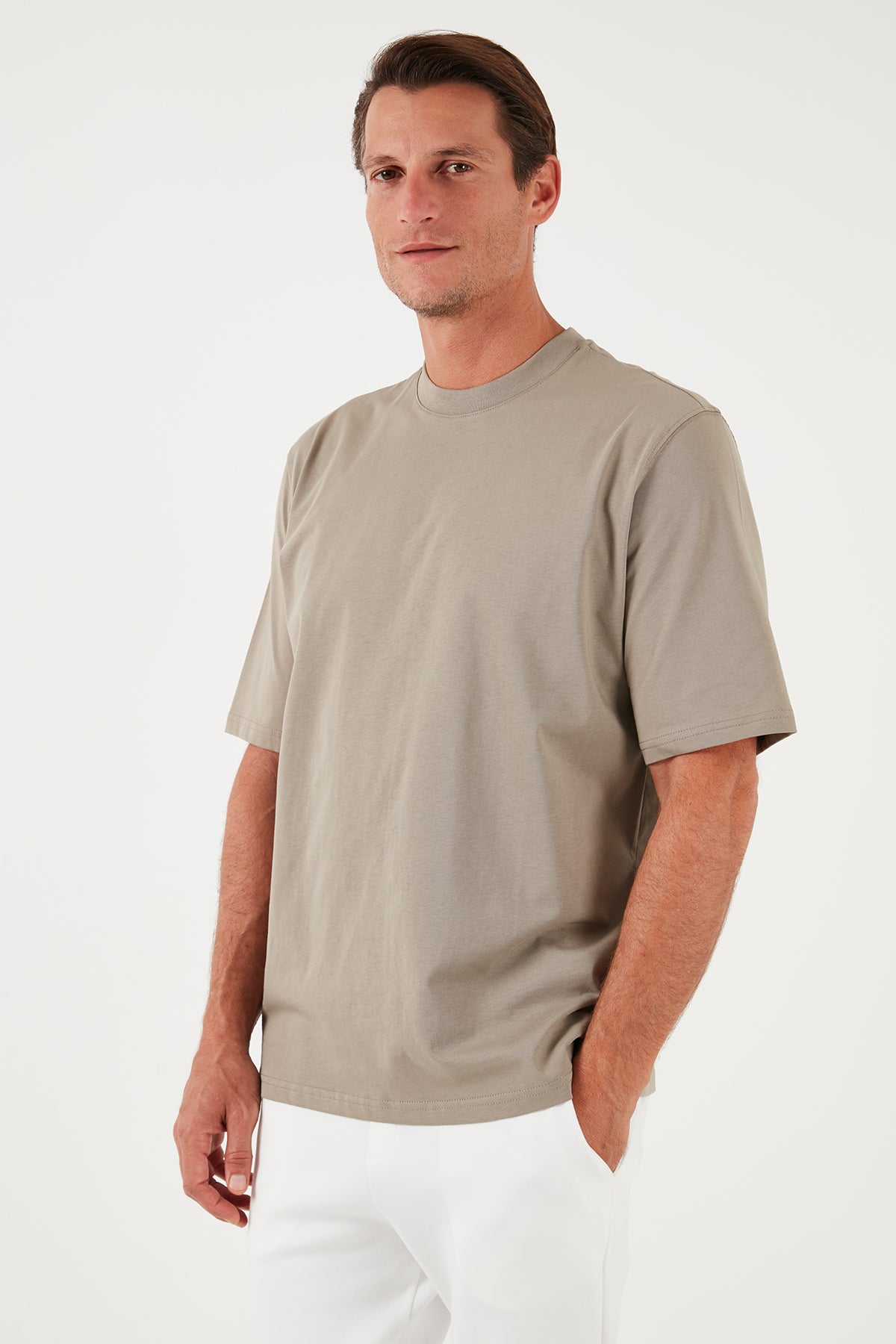 Buratti Pamuklu Oversize Bisiklet Yaka Basic Erkek T Shirt 5902365 Vizon Yeşili