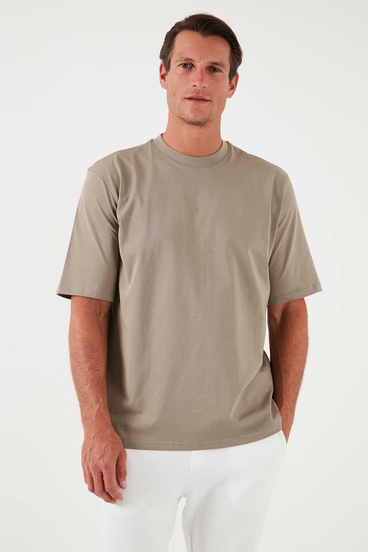 Buratti Pamuklu Oversize Bisiklet Yaka Basic Erkek T Shirt 5902365 Vizon Yeşili