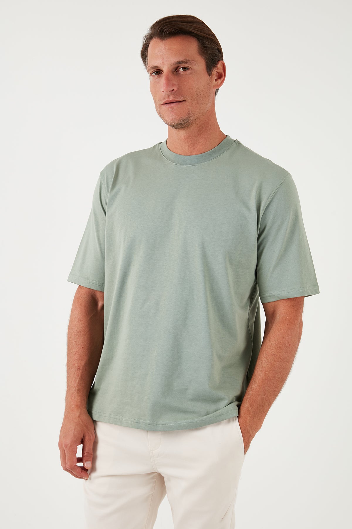 Buratti Pamuklu Oversize Bisiklet Yaka Basic Erkek T Shirt 5902365 Elma