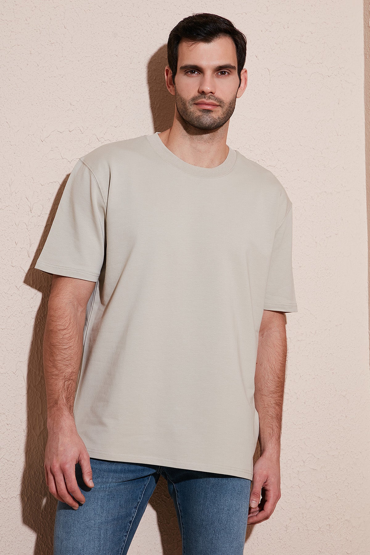 Buratti Pamuklu Bisiklet Yaka Relaxed Fit Basic Erkek T Shirt 5902610 Açık Taş