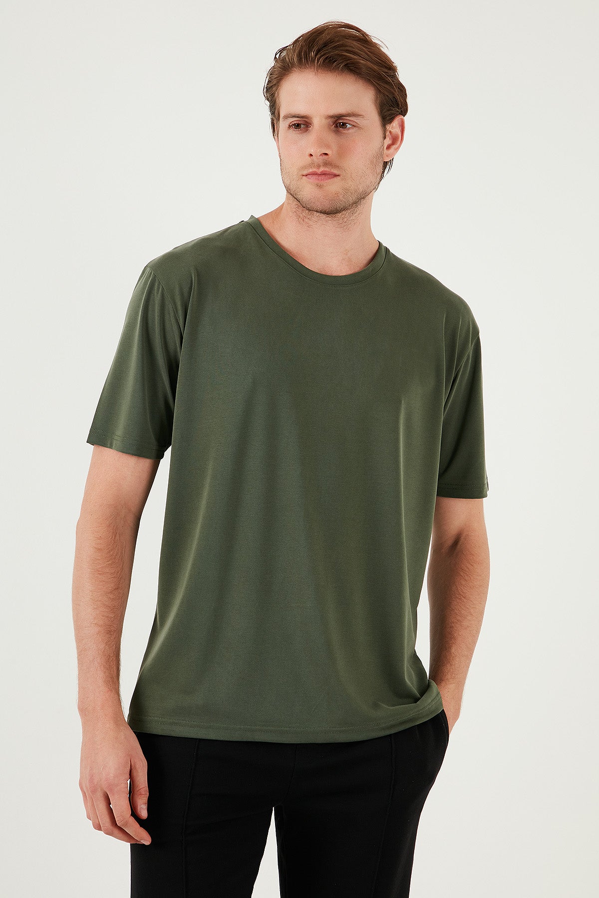 Buratti Regular Fit Bisiklet Yaka Basic Erkek T Shirt 5902924 HAKİ