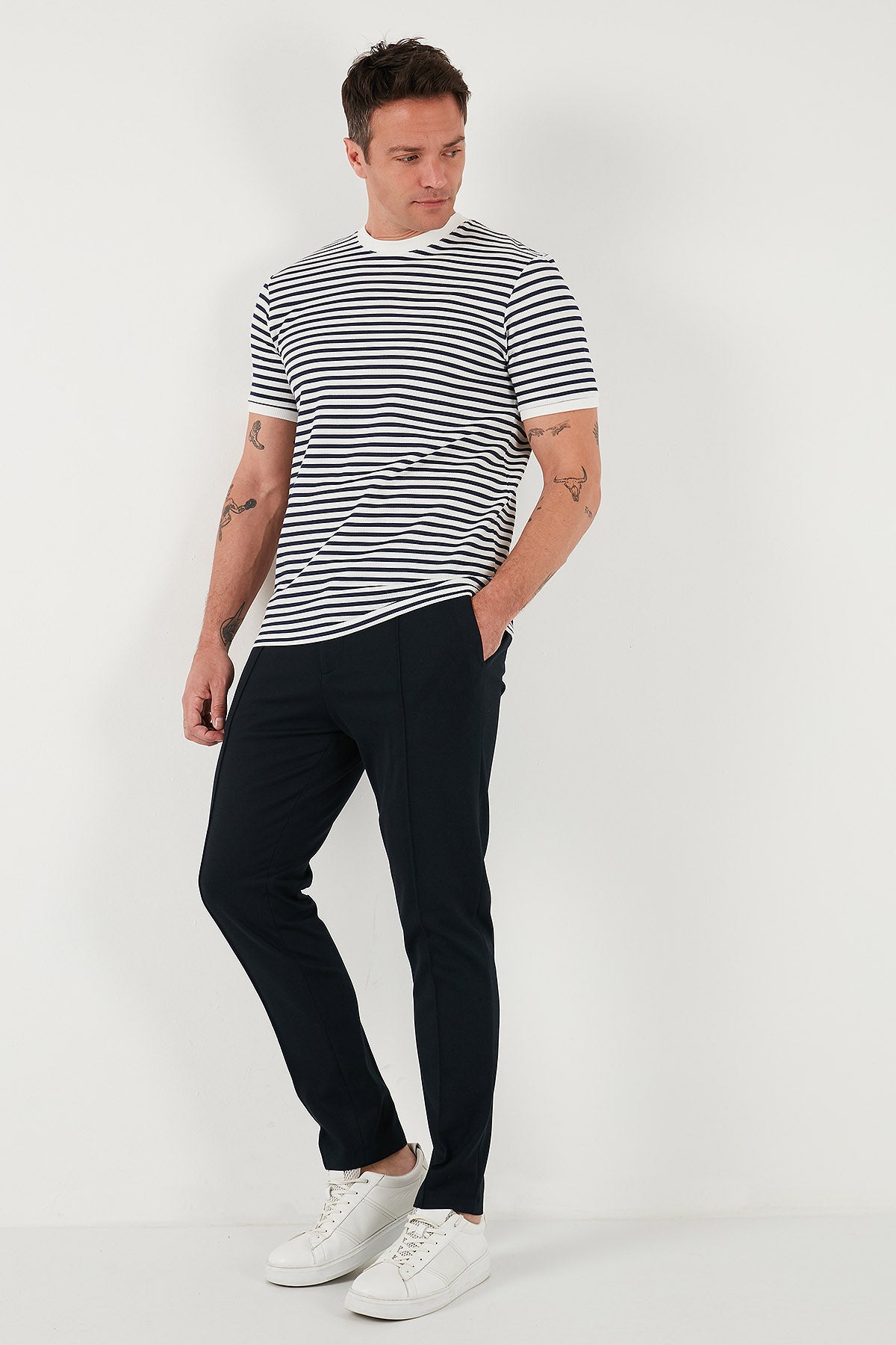 Buratti Pamuklu Çizgili Regular Fit Bisiklet Yaka Erkek T Shirt 5903005 İNDİGO