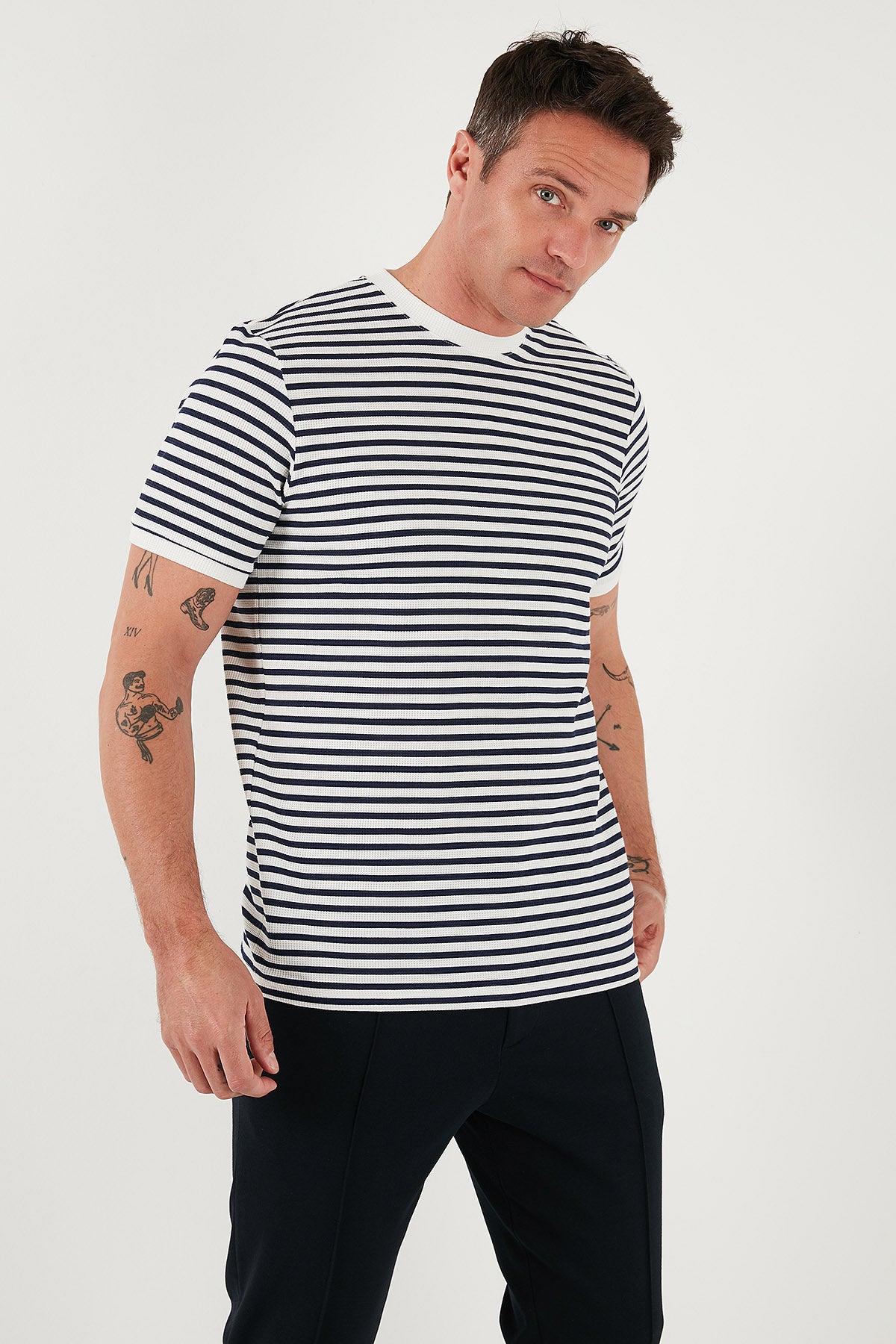 Buratti Pamuklu Çizgili Regular Fit Bisiklet Yaka Erkek T Shirt 5903005 İNDİGO