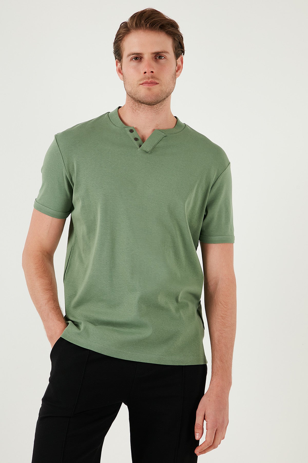 Buratti Pamuklu Düğme Detaylı Slim Fit V Yaka 3'lü Paket Erkek T Shirt 5902122S3 İndigo-Açık Mavi-Elma Yeşili