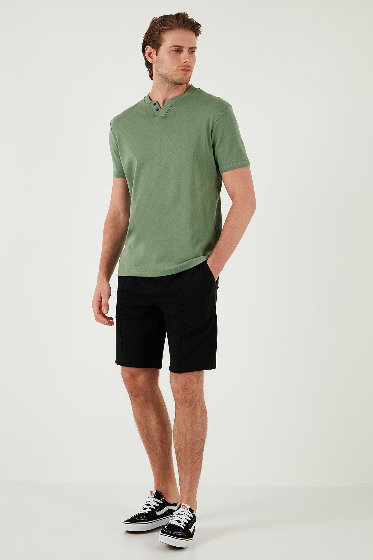 Buratti Pamuklu Düğme Detaylı Slim Fit V Yaka 3'lü Paket Erkek T Shirt 5902122S3 İndigo-Açık Mavi-Elma Yeşili