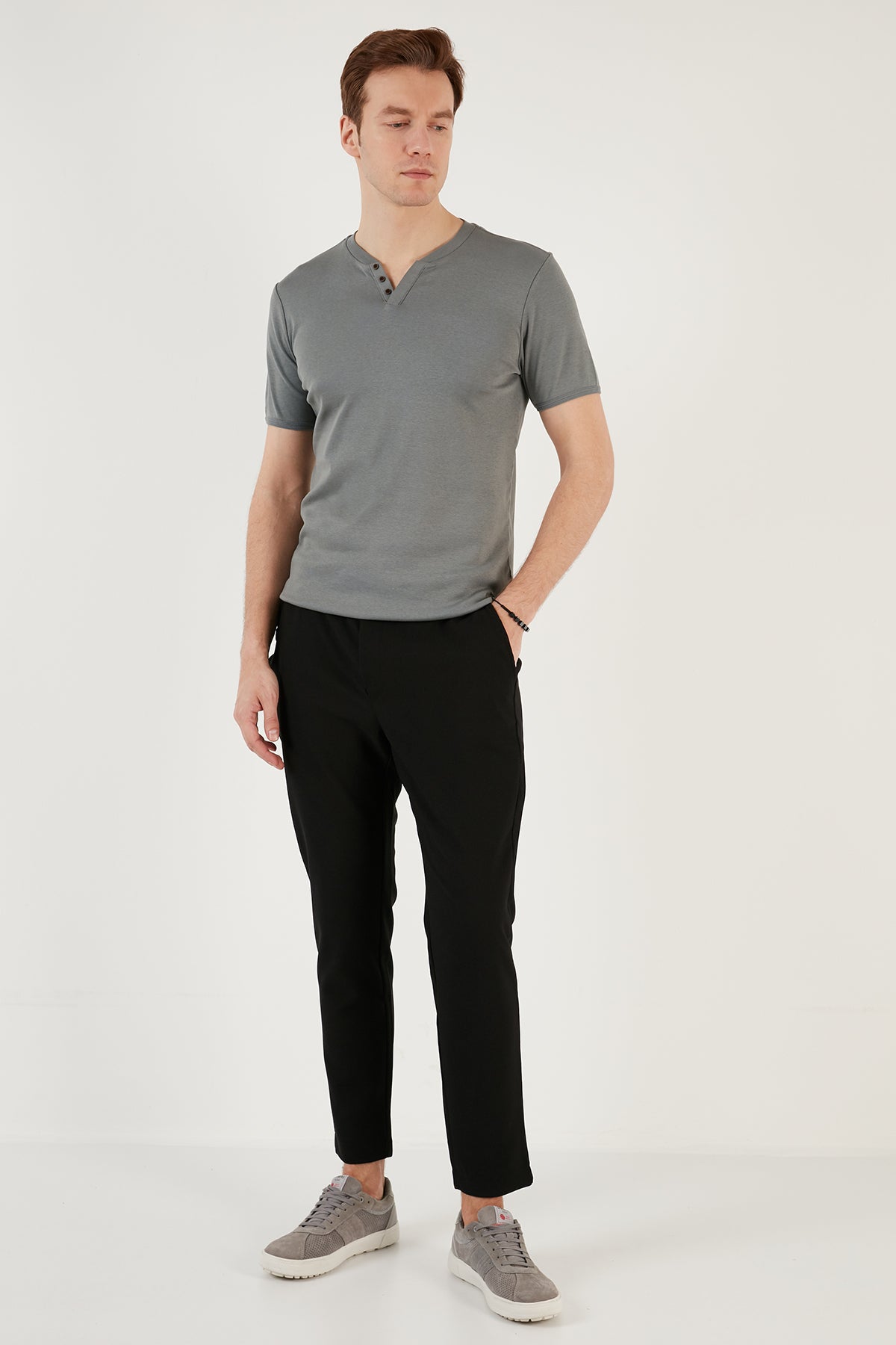 Buratti Pamuklu Düğme Detaylı Slim Fit V Yaka 3'lü Paket Erkek T Shirt 5902122S3 Vişne-Taş-Açık Haki