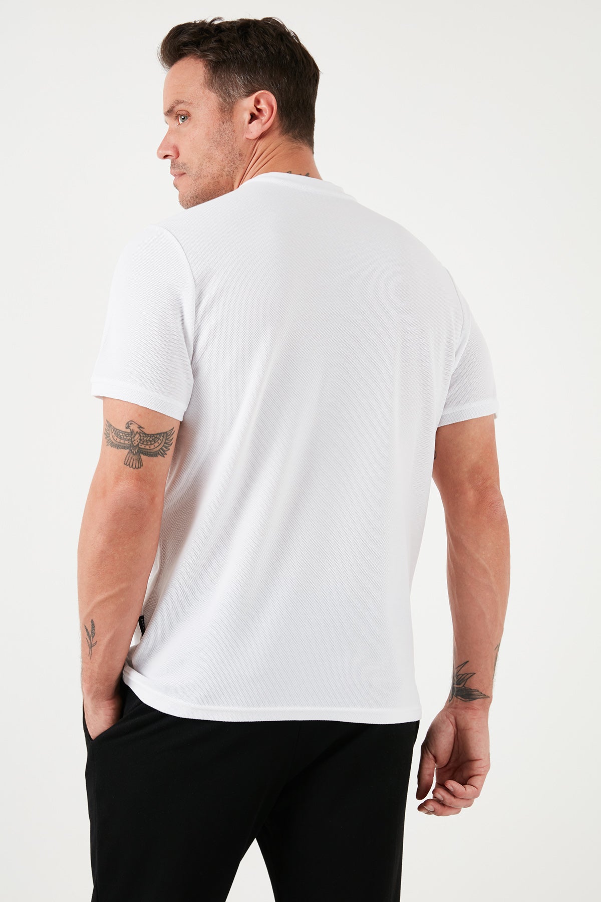 Buratti Pamuklu Regular Fit Yarım Fermuarlı Kolej Yaka 3'lü Paket Erkek T Shirt 5902653S3 Mavi-Siyah-Beyaz