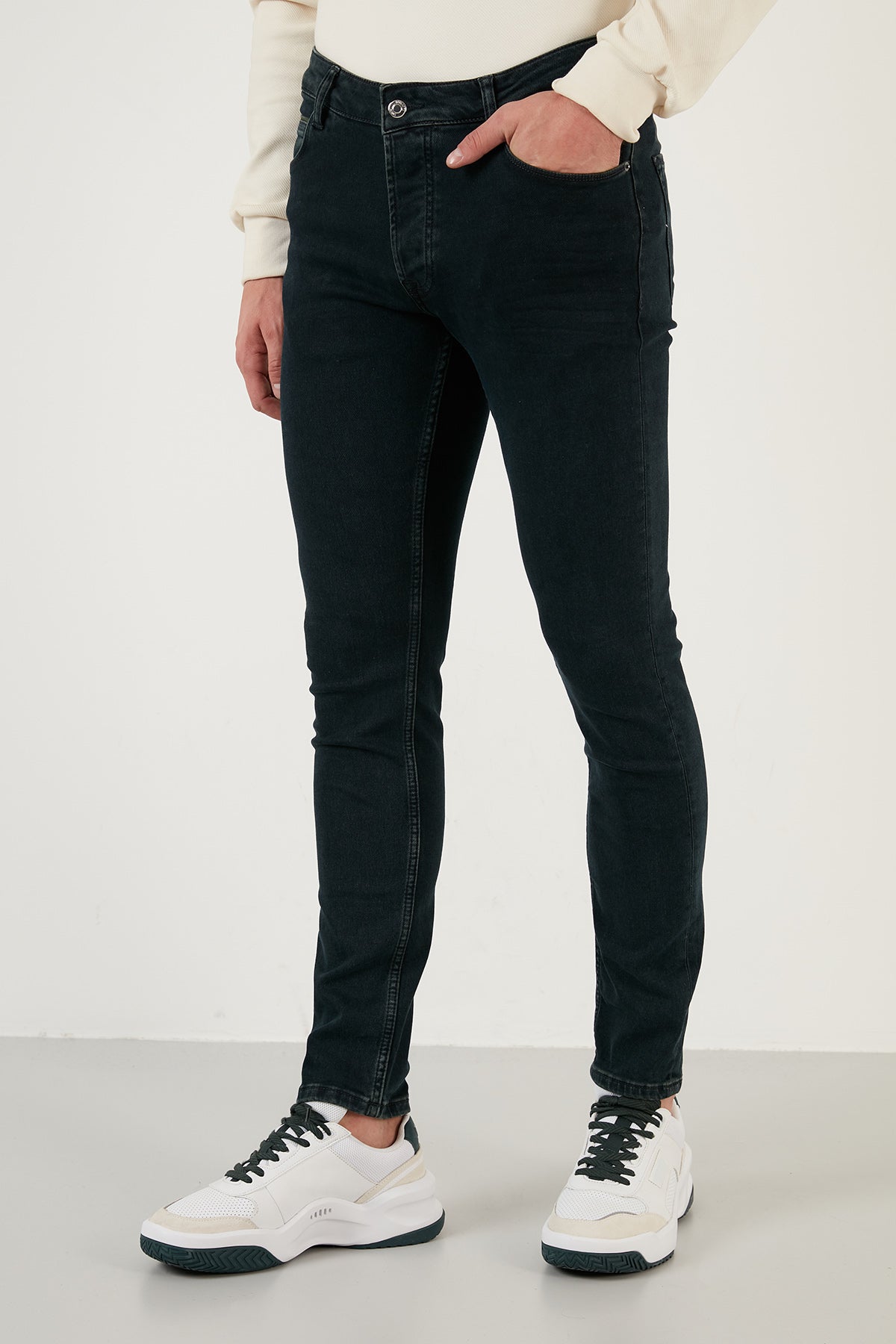 Buratti Pamuklu Normal Bel Slim Fit Dar Paça Jeans Erkek Kot Pantolon 1111M130NAPOLI KOYU LACİVERT