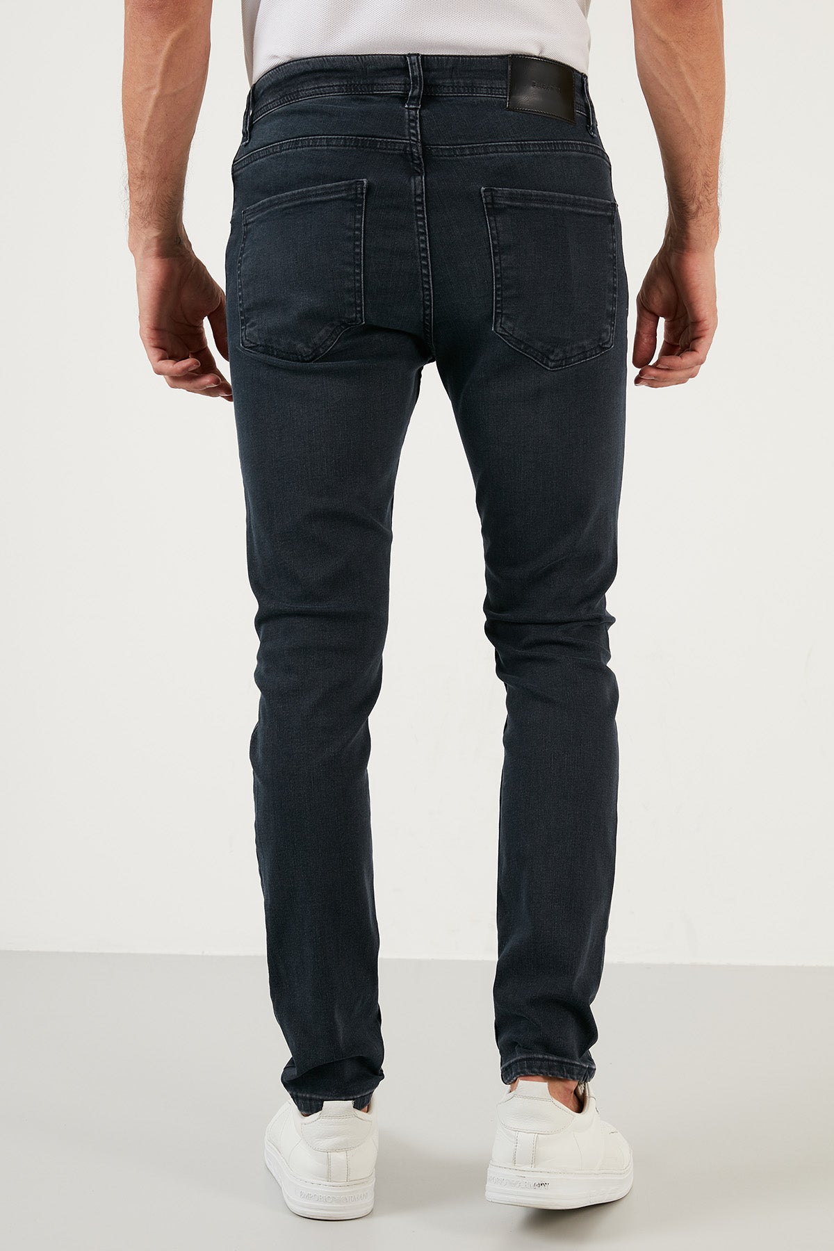 Buratti Pamuklu Normal Bel Slim Fit Dar Paça Jeans Erkek Kot Pantolon 1114M124NAPOLI LACİVERT