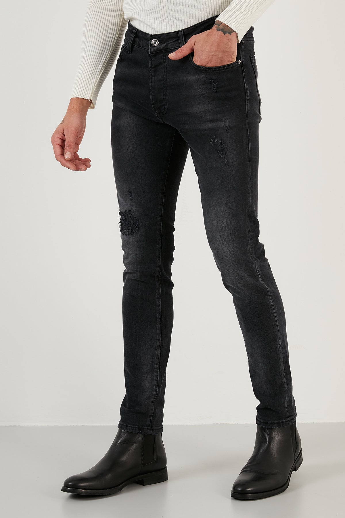 Buratti Pamuklu Normal Bel Slim Fit Dar Paça Jeans Erkek Kot Pantolon 1115M137NAPOLI SİYAH