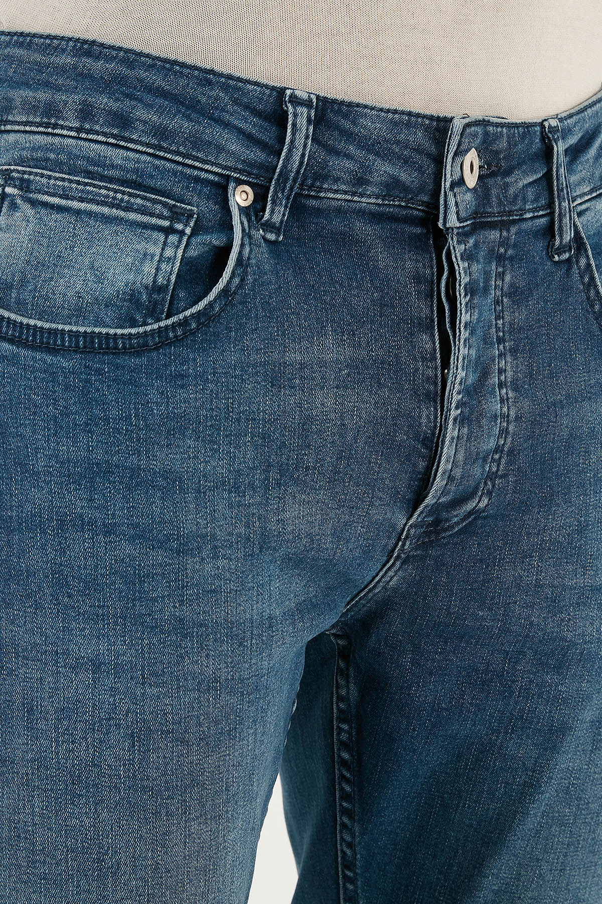Buratti Pamuklu Normal Bel Slim Fit Dar Paça Jeans Erkek Kot Pantolon 1116J151NAPOLI MAVİ