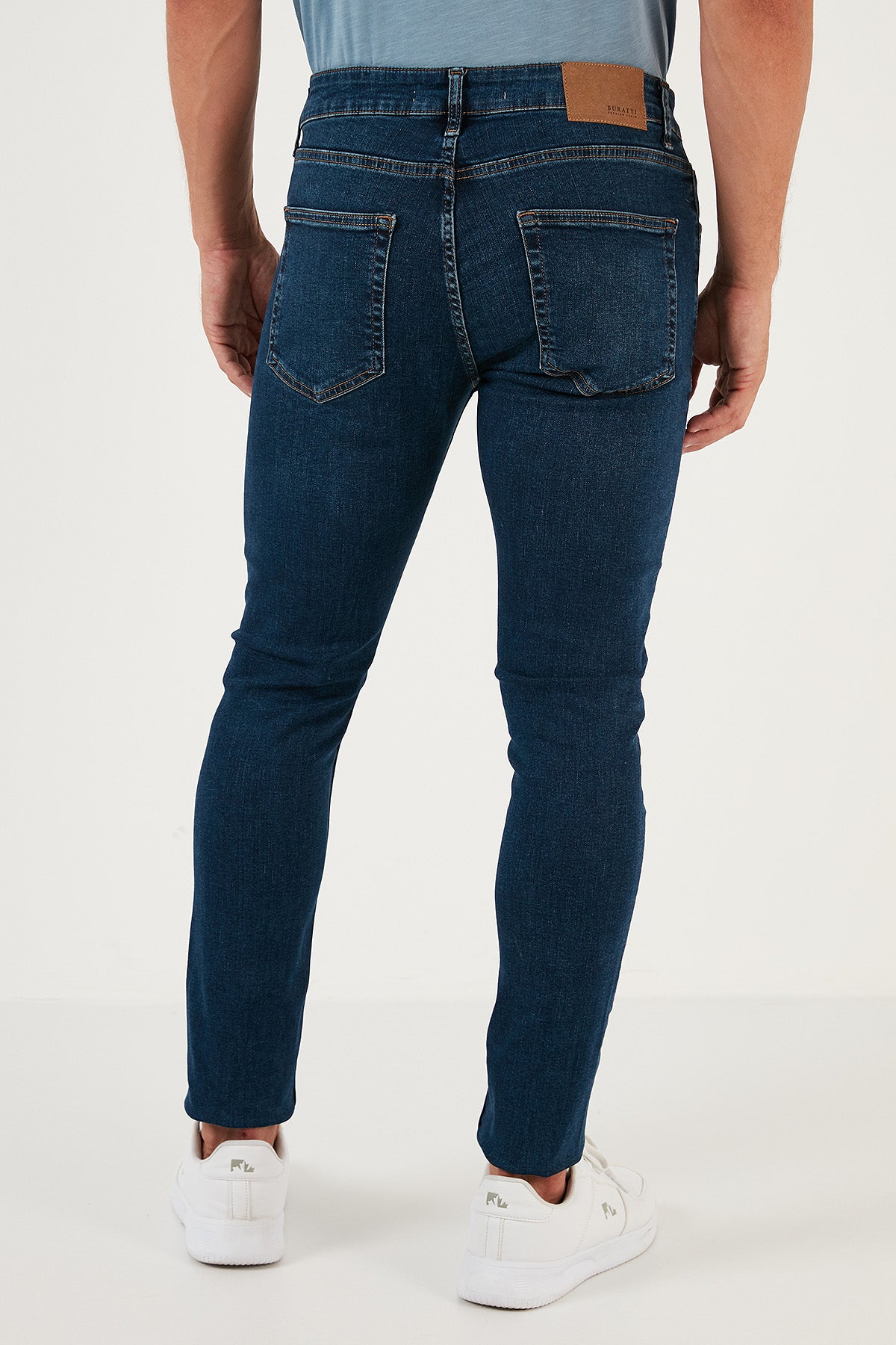 Buratti Pamuklu Normal Bel Dar Paça Slim Fit Jeans Erkek Kot Pantolon 1116J15NAPOLI LACİVERT