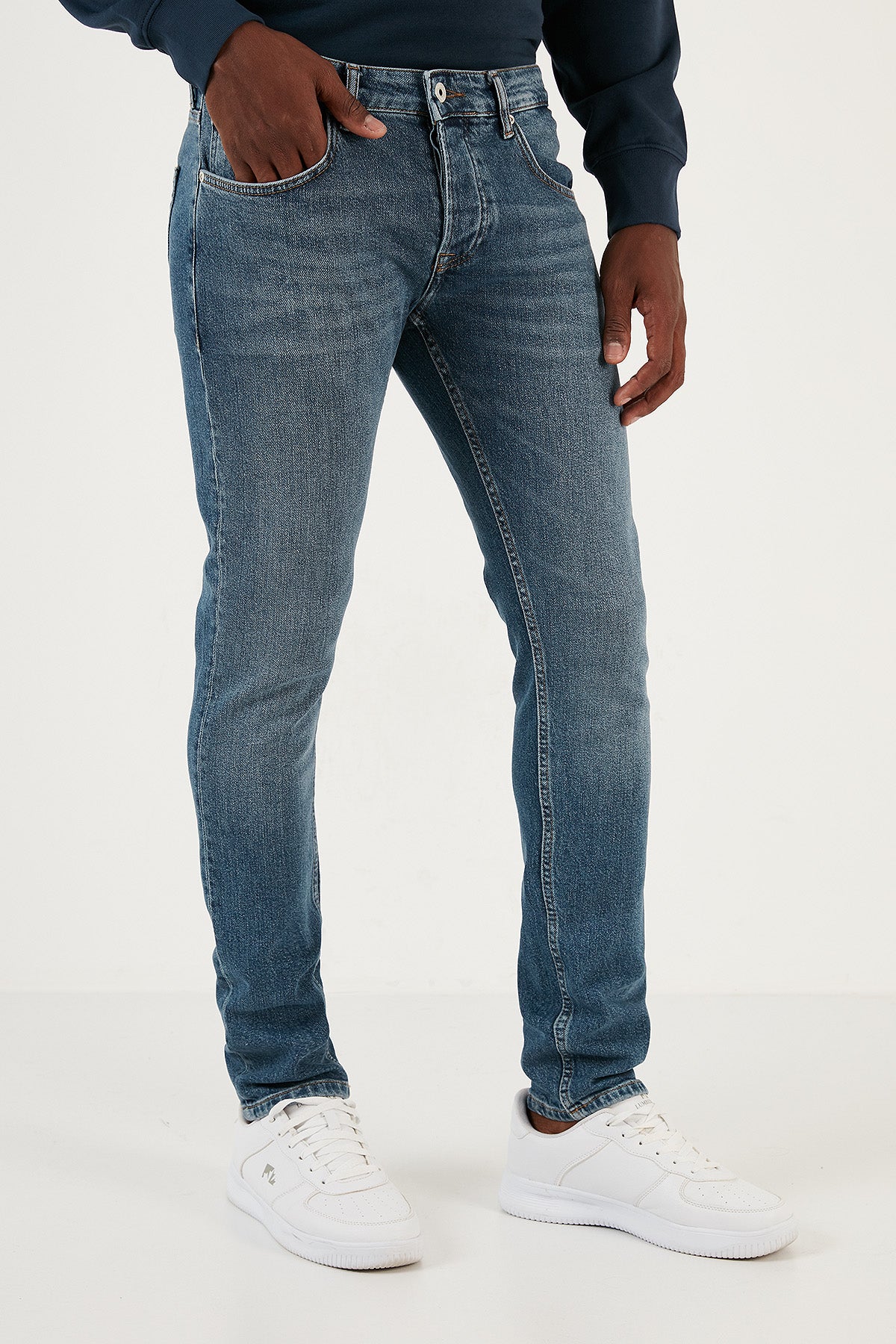 Buratti Streç Pamuklu Normal Bel Dar Paça Slim Fit Jeans Erkek Kot Pantolon 1116J341NAPOLI MAVİ