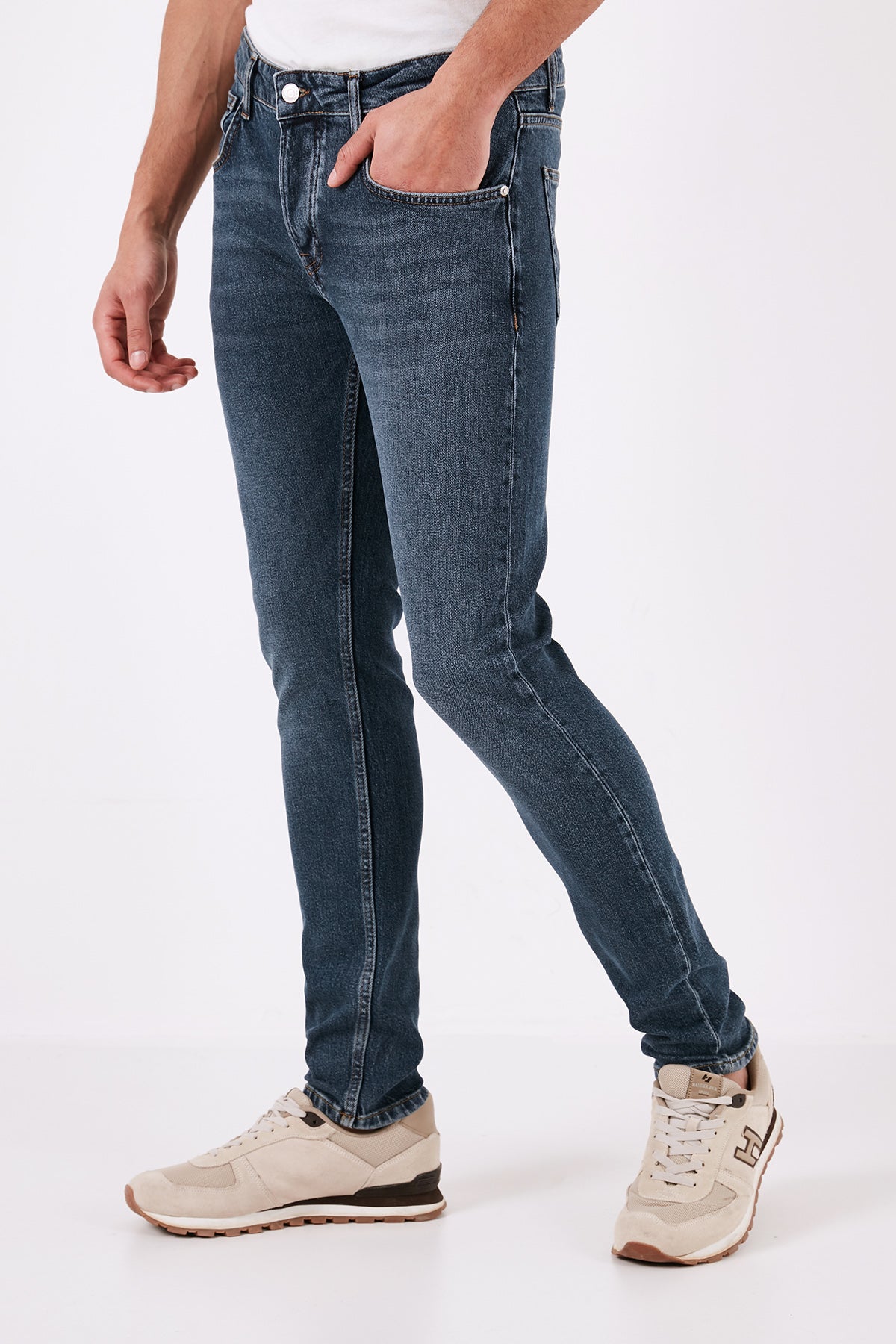 Buratti Pamuklu Normal Bel Slim Fit Dar Paça Jeans Erkek Kot Pantolon 1116J76NAPOLI LACİVERT