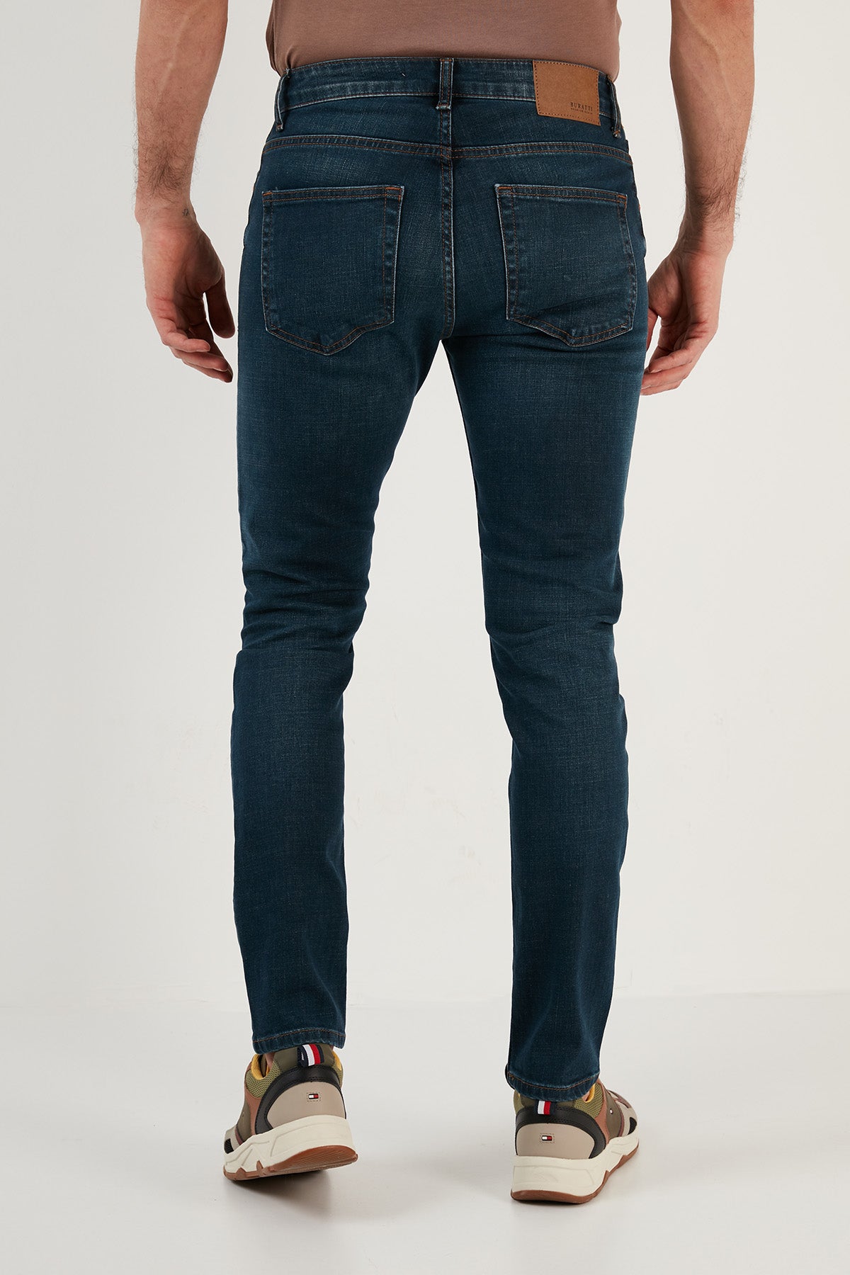 Buratti Pamuklu Normal Bel Slim Fit Dar Paça Jeans Erkek Kot Pantolon 1118F11NAPOLI LACİVERT