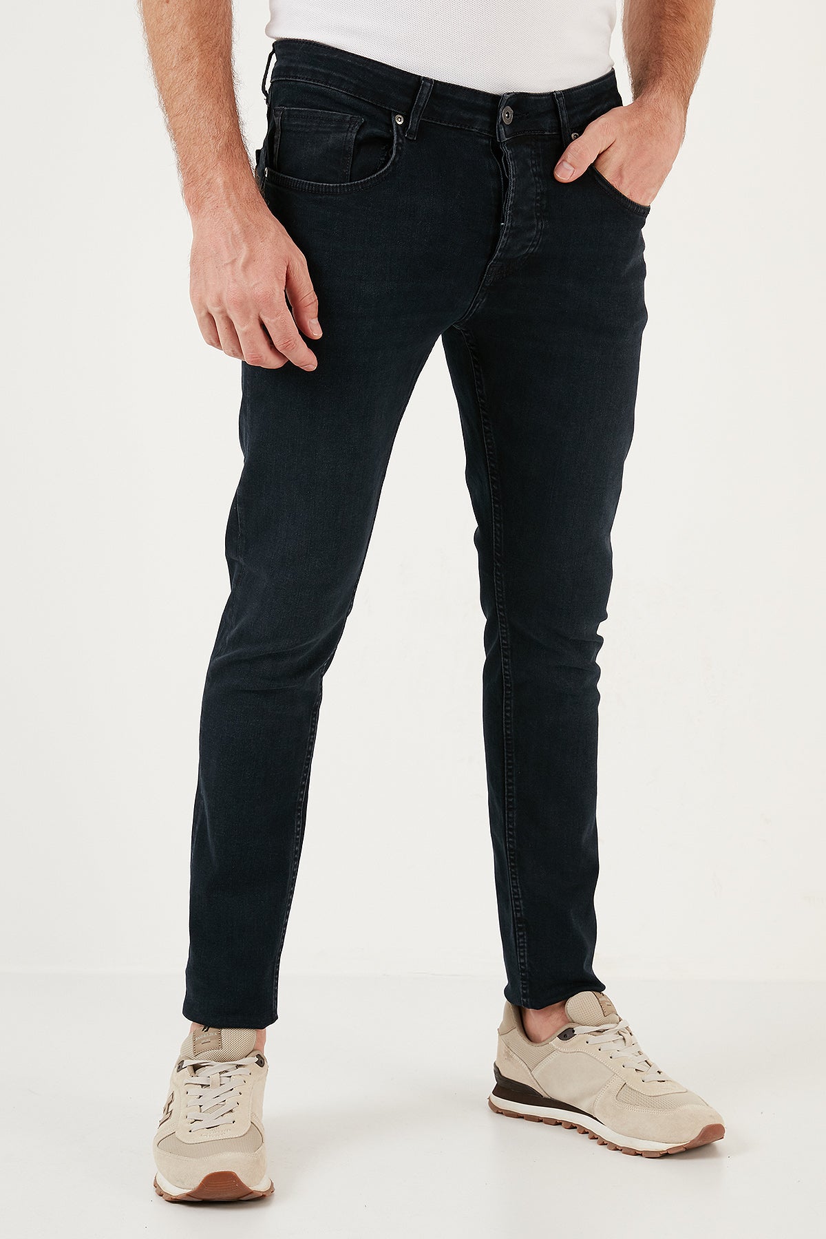 Buratti Pamuklu Normal Bel Dar Paça Slim Fit Jeans Erkek Kot Pantolon 1123J32NAPOLI LACİVERT