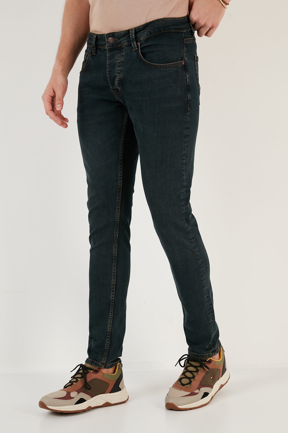 Buratti Pamuklu Normal Bel Slim Fit Dar Paça Jeans Erkek Kot Pantolon 1130J49NAPOLI LACİVERT