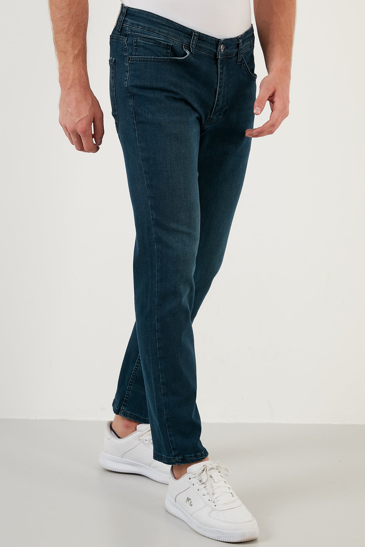 Buratti Pamuklu Yüksek Bel Slim Fit Boru Paça Jeans Erkek Kot Pantolon 4103G117TEXAS MAVİ