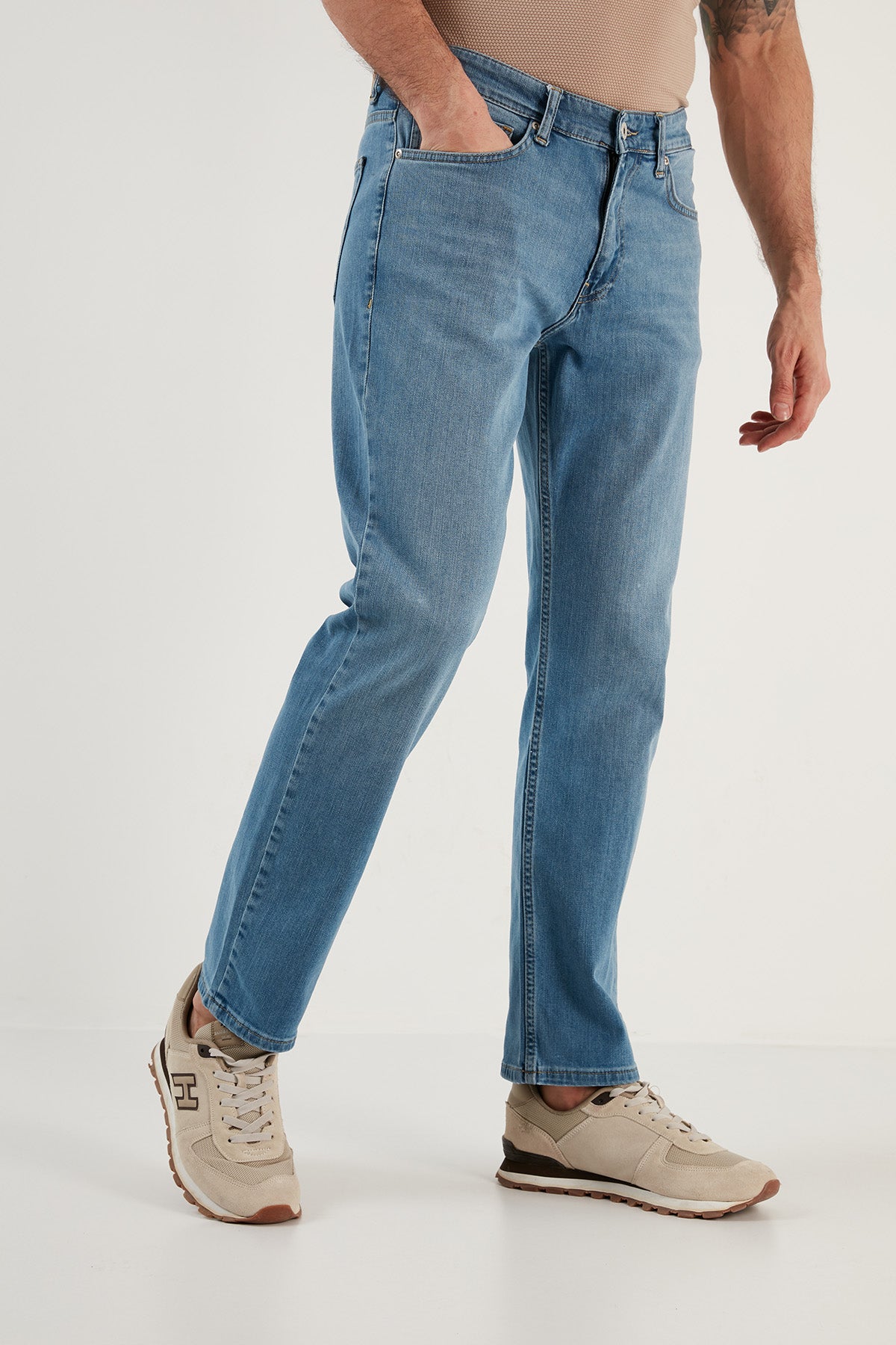 Buratti Pamuklu Yüksek Bel Comfort Fit Boru Paça Jeans Erkek Kot Pantolon 4400M062TEXAS MAVİ